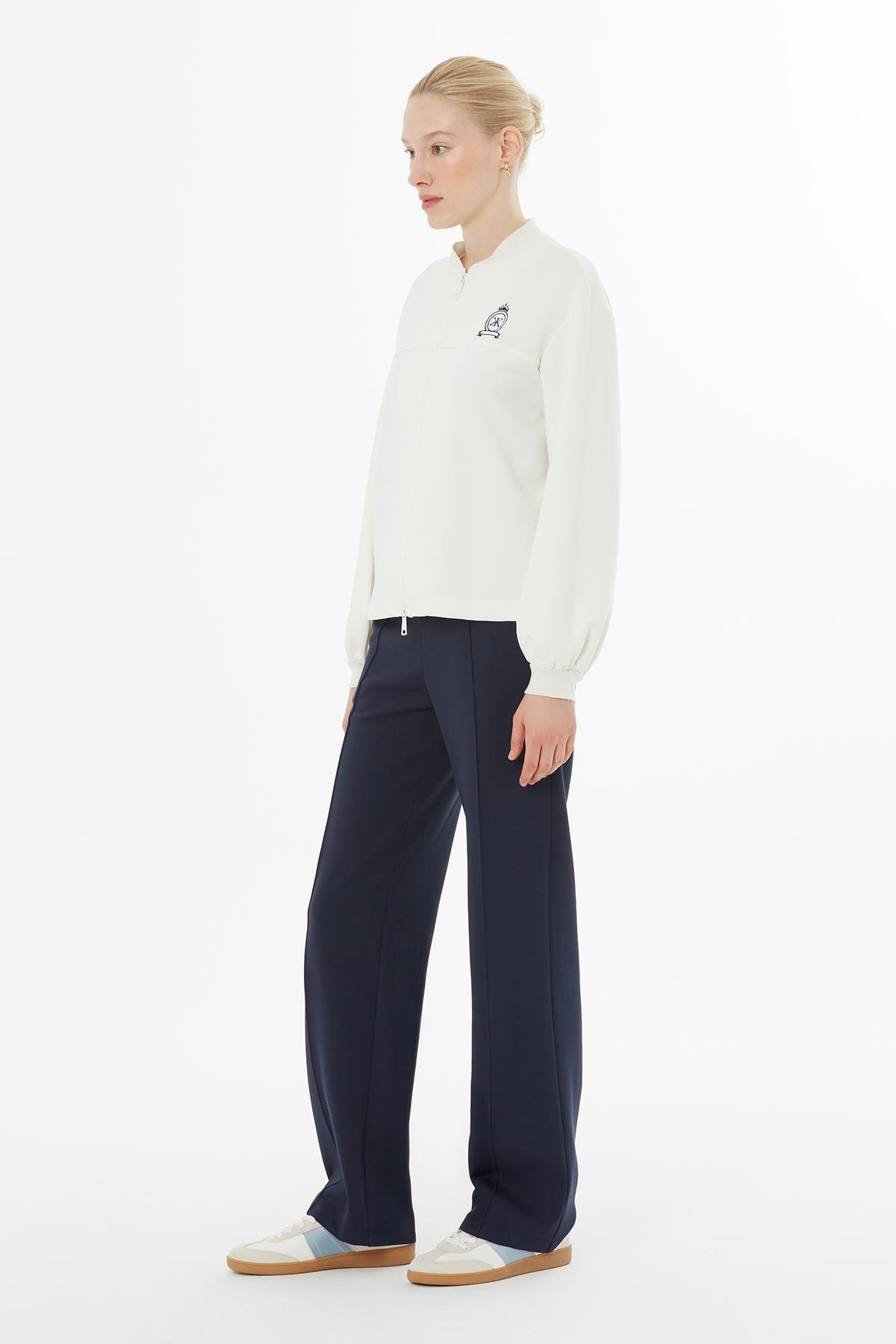 Fermuarlı Triko Yakalı Ekru Eşofman Takımı