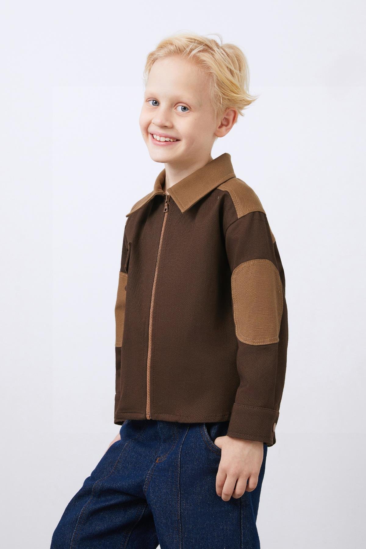 Garni Detaylı Kahverengi Ceket