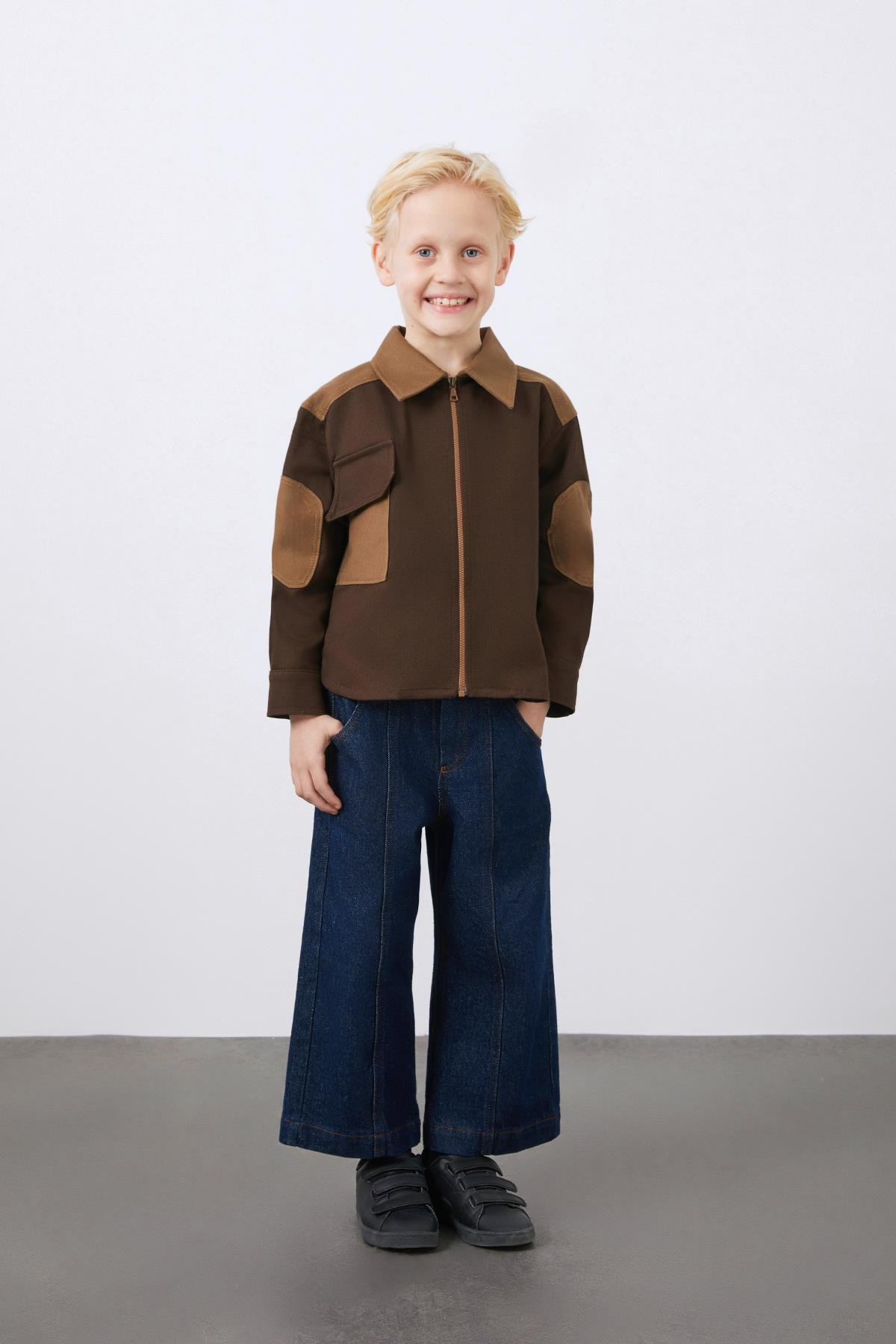 Garni Detaylı Kahverengi Ceket