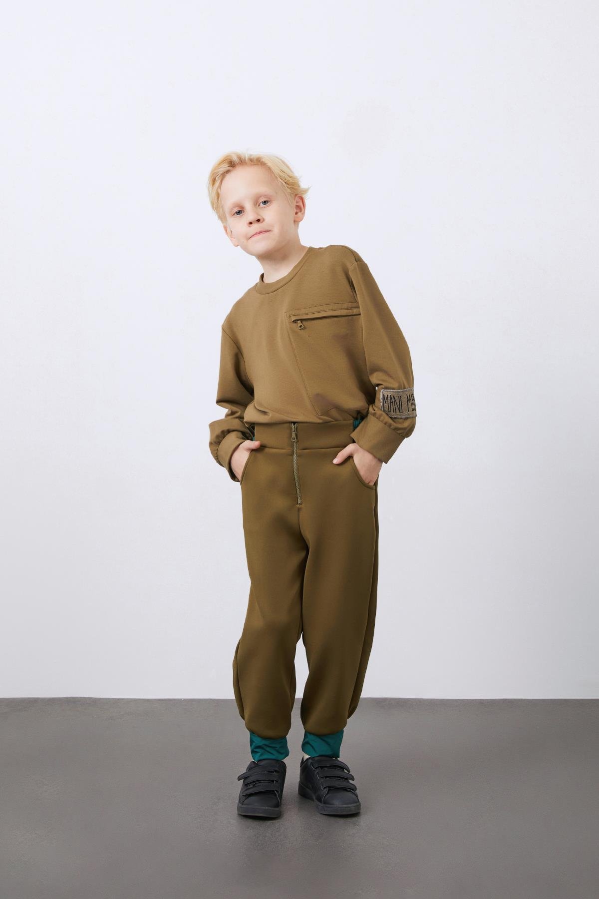 Garni Detaylı Yeşil Jogger Pantolon