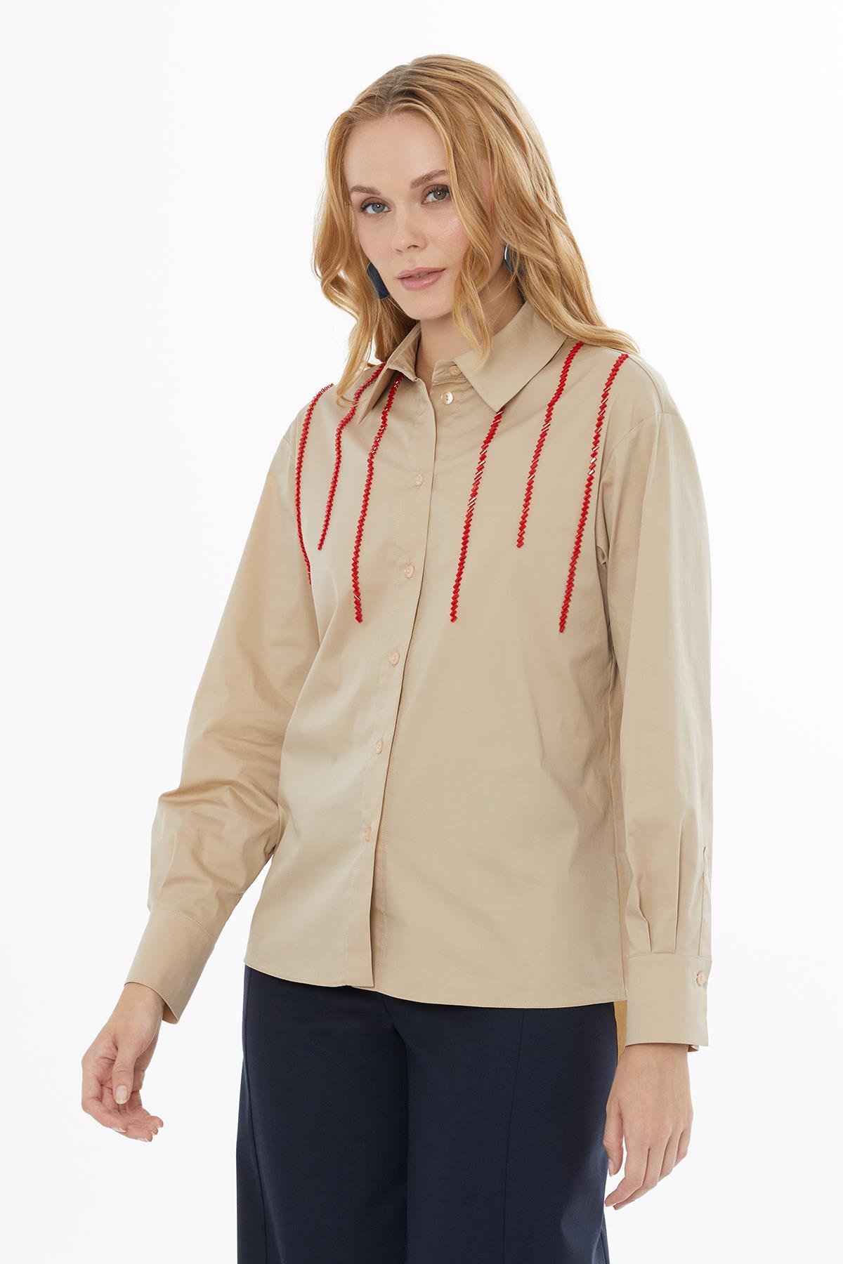 Göğüs Kısmı Çizgili Taba Gömlek