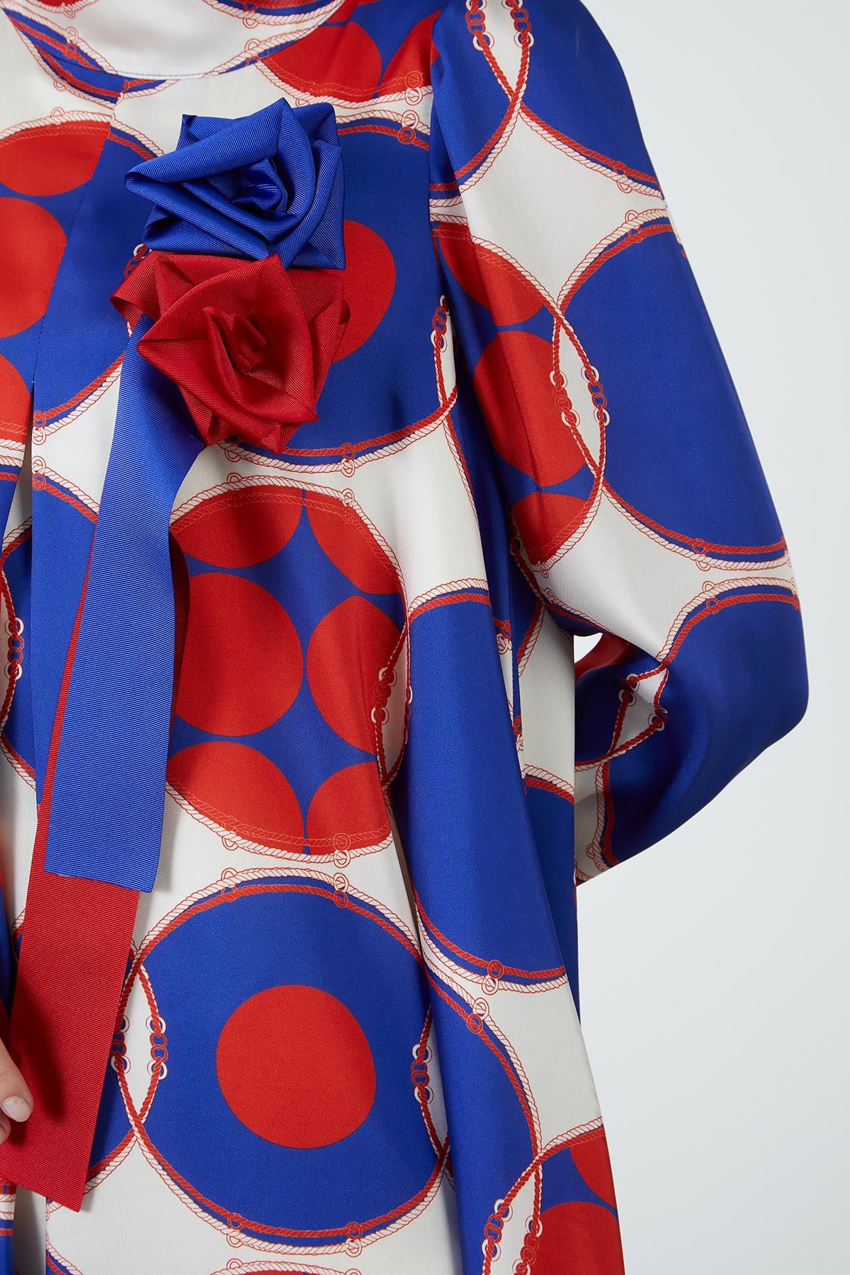 Short Dress with Rose Accessory Detail and Pattern
