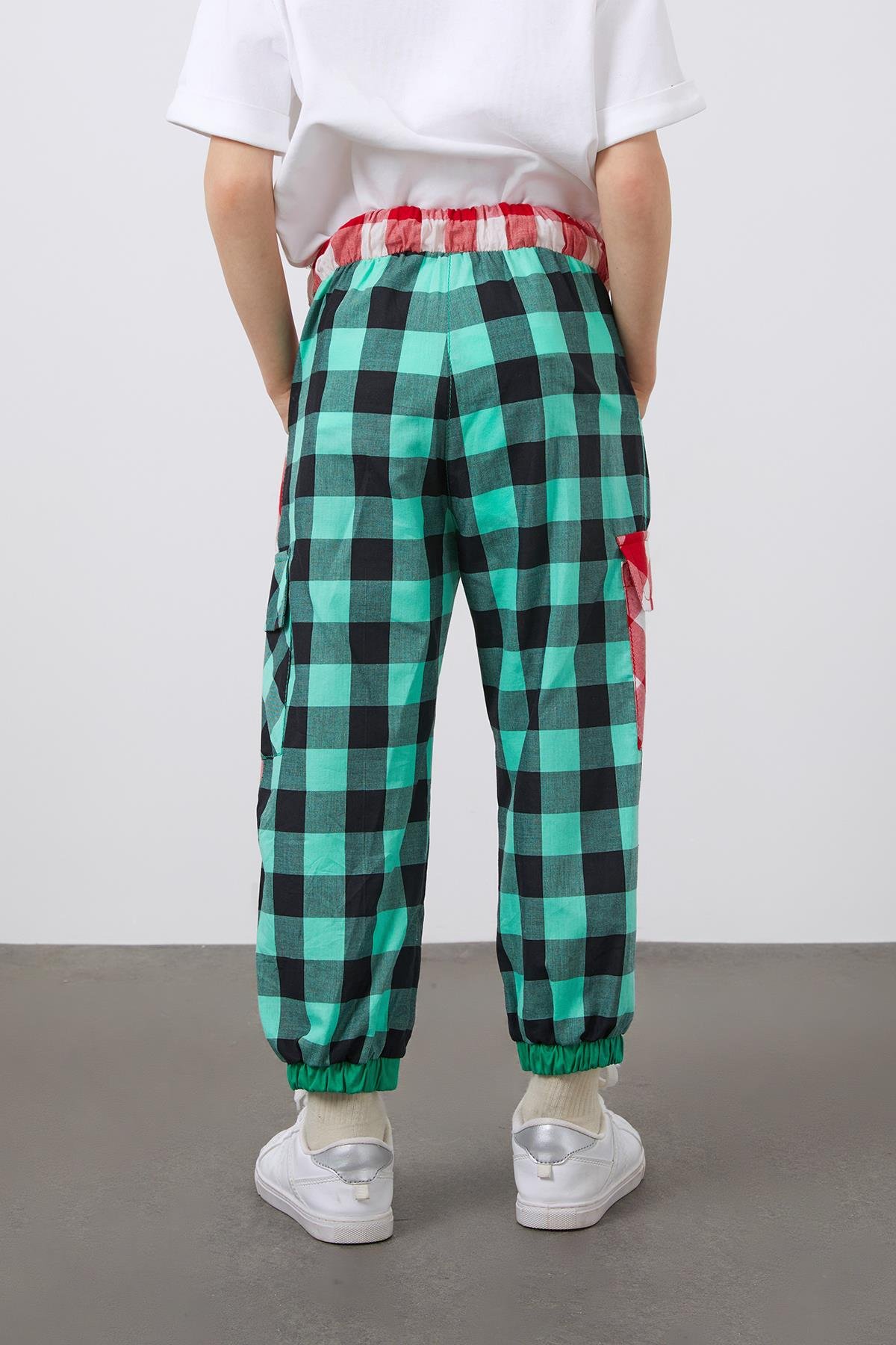 Girls' Velvet Trousers with Knitwear and Applique Detail