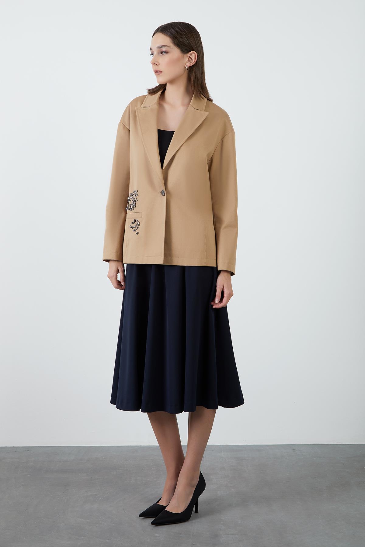 İşleme Detaylı Kahverengi Blazer Ceket