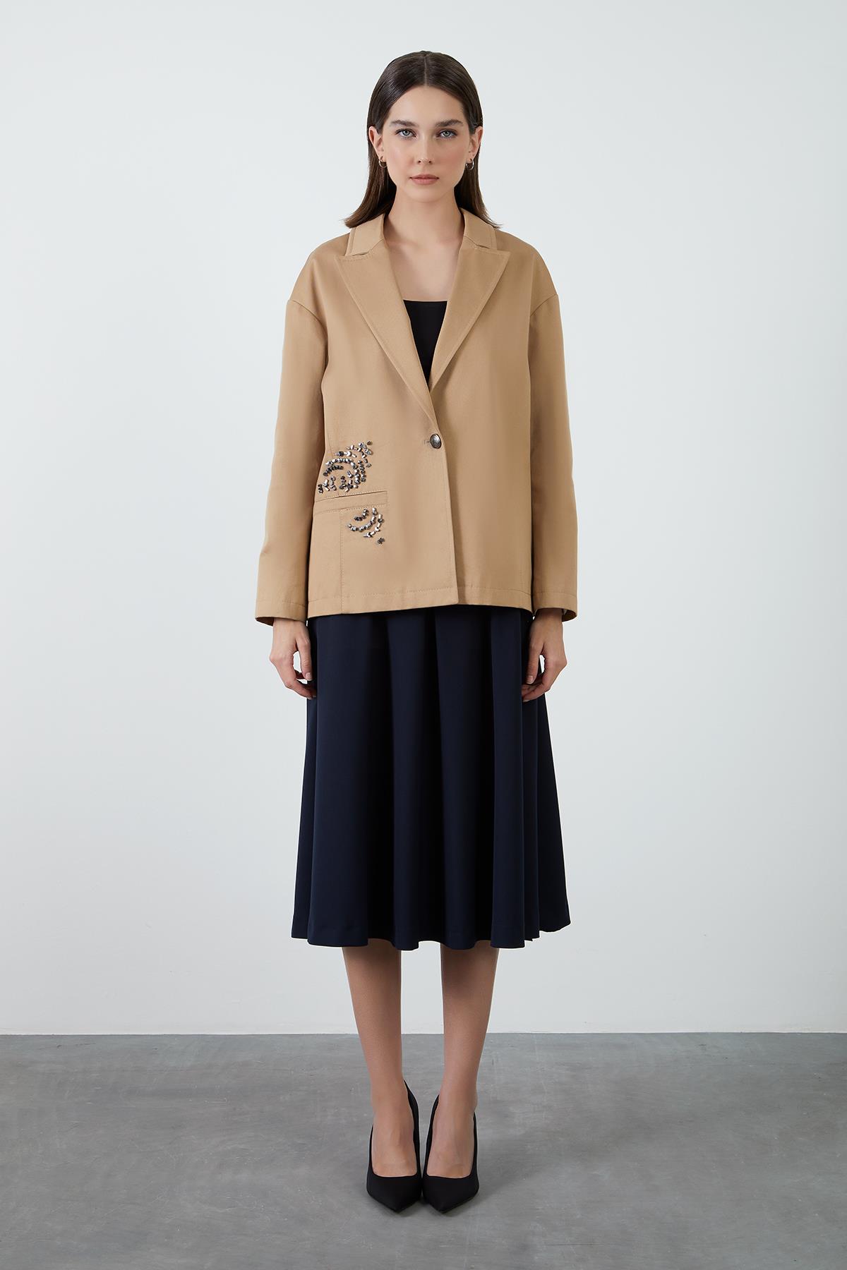 İşleme Detaylı Kahverengi Blazer Ceket