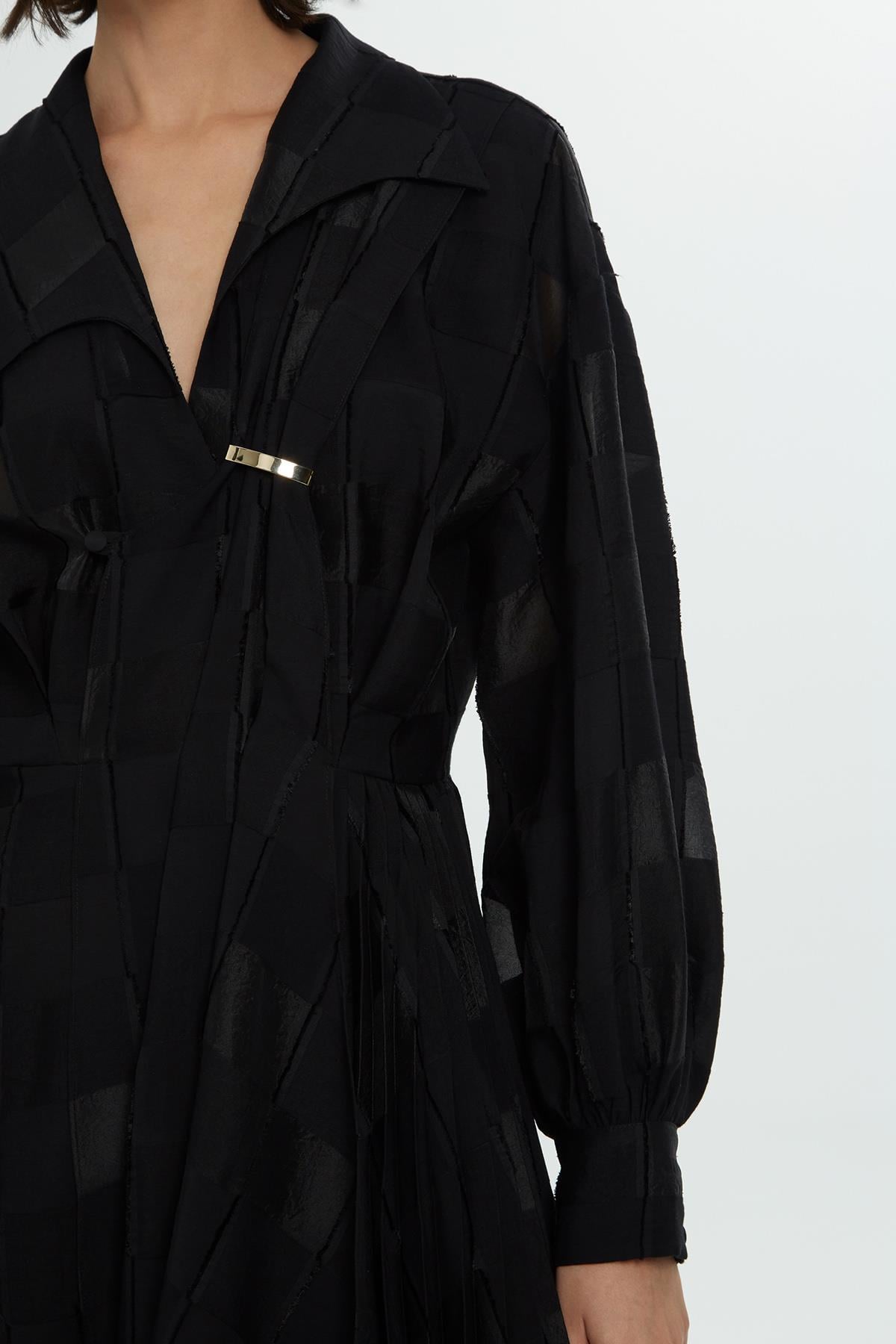 Square Patterned Asymmetrical Cut Black Dress