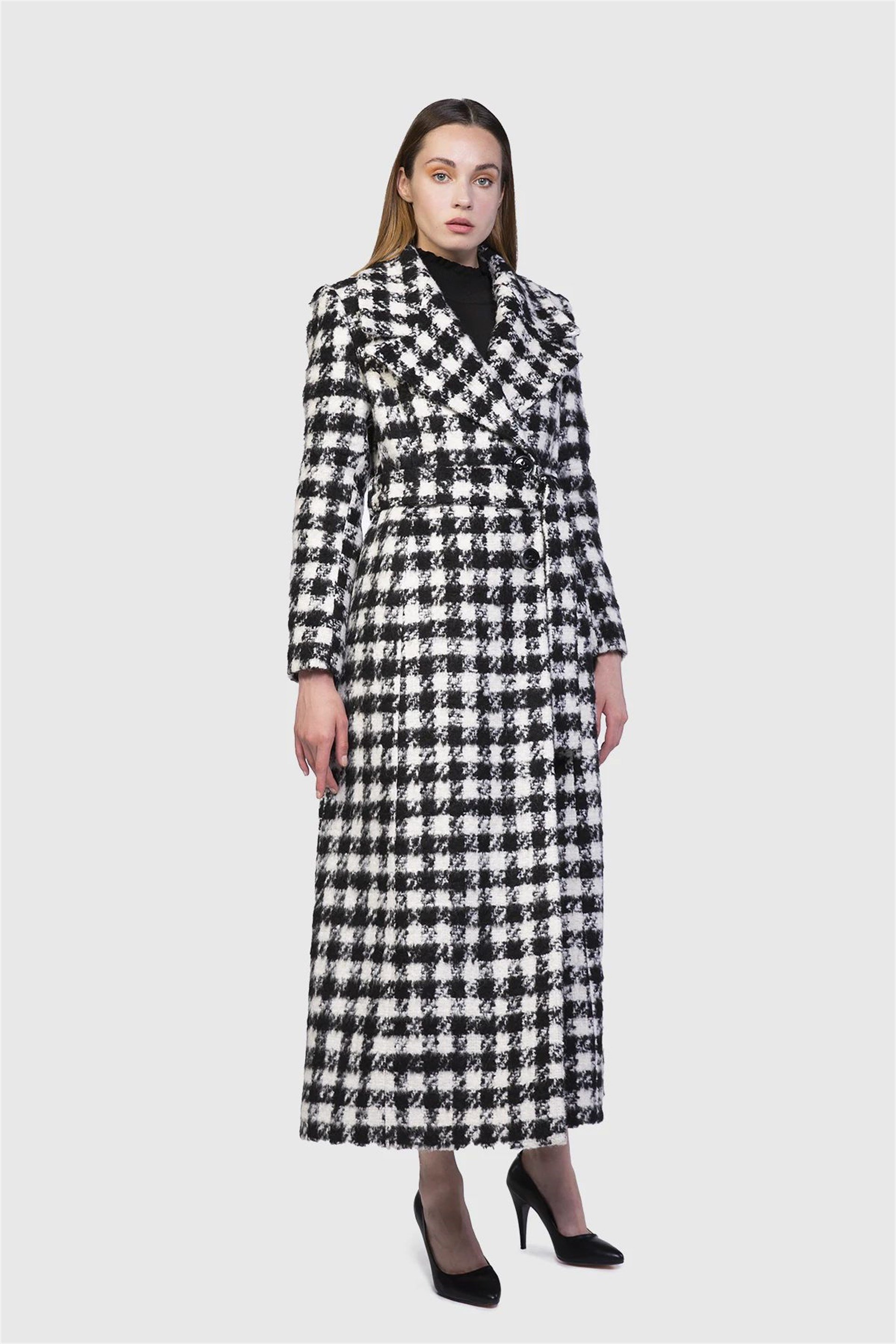 Crowbar Plaid Patterned Belted Long Black and White Coat