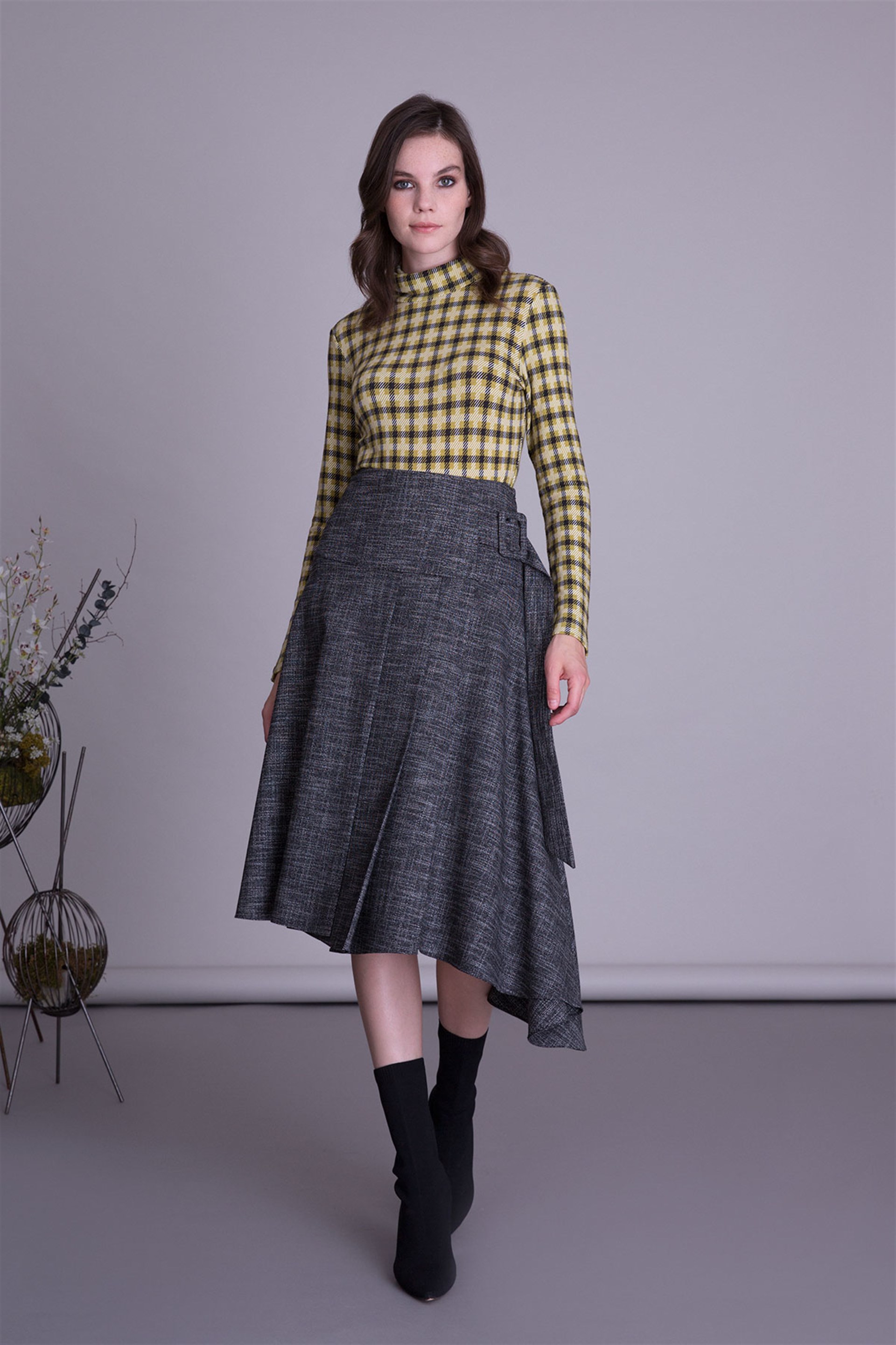 Belt Detailed Asymmetric Cut Black Midi Skirt