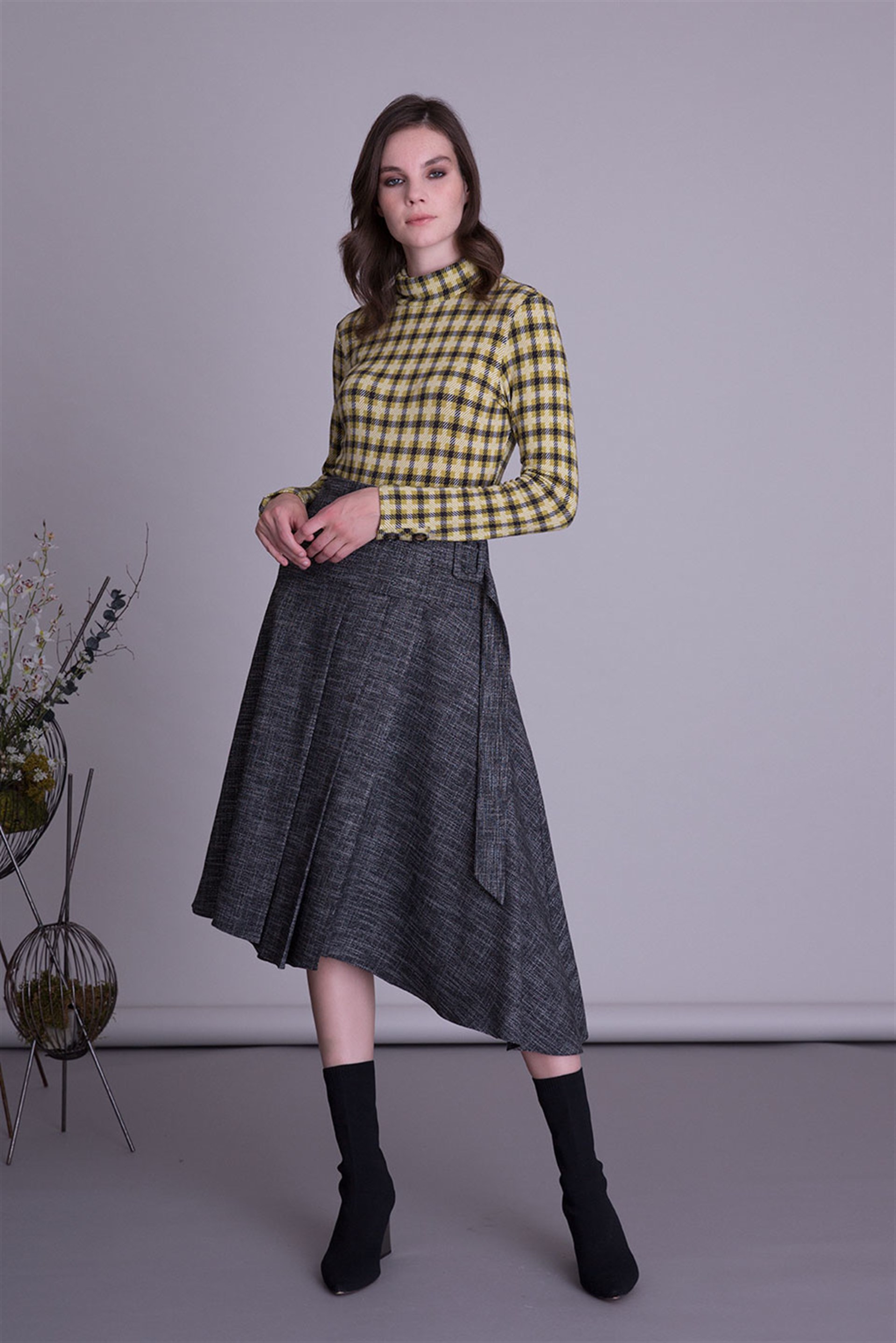 Belt Detailed Asymmetric Cut Black Midi Skirt