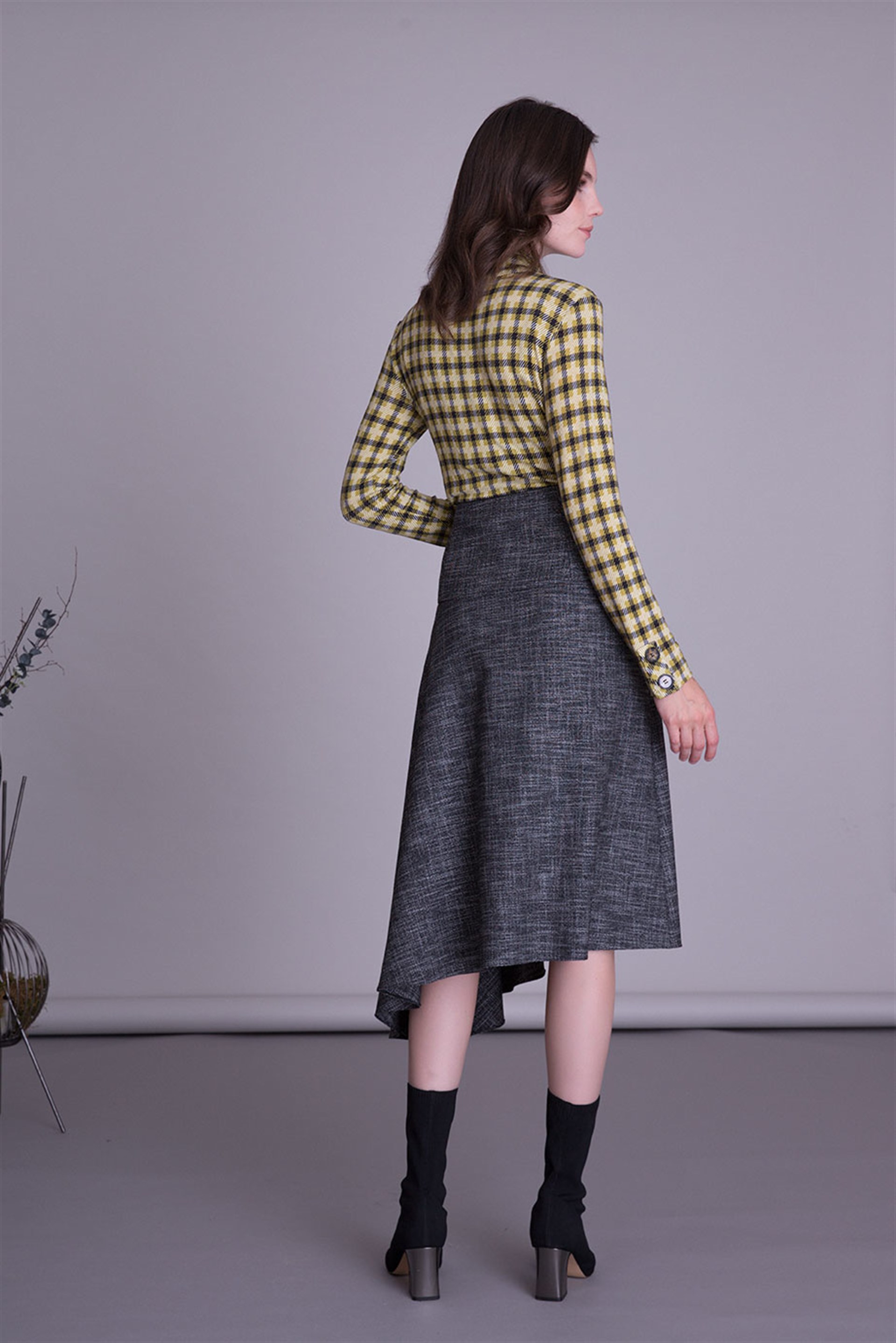 Belt Detailed Asymmetric Cut Black Midi Skirt