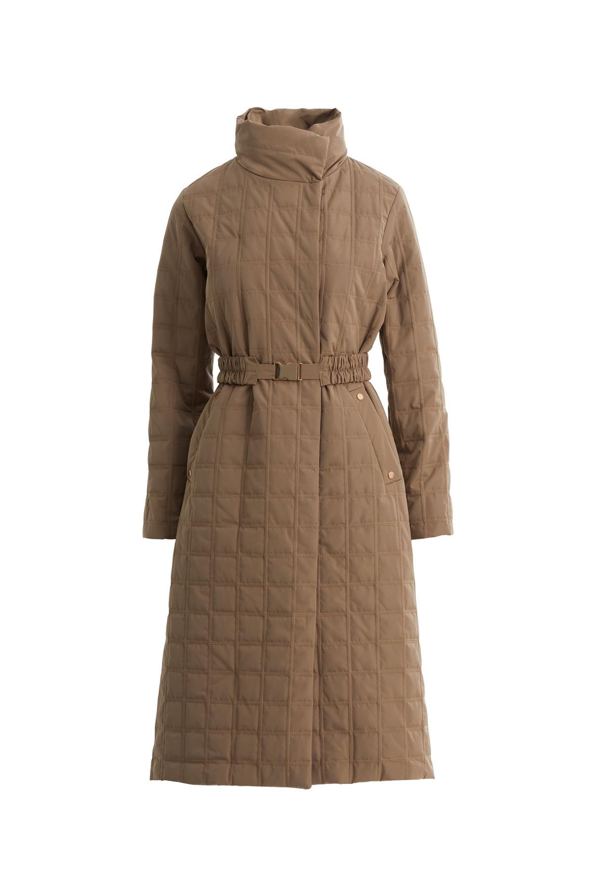 Kemerli Metal Tokalı Kapitone Bej Mont