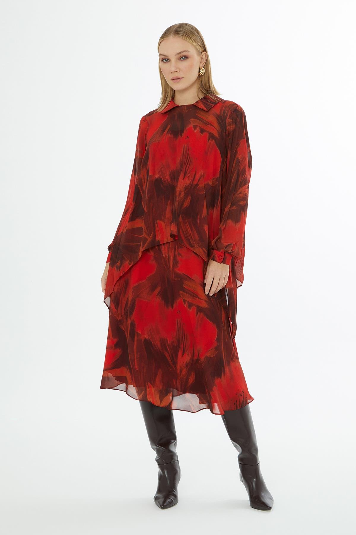 Kırmızı Siyah Geçişli Katlı Bluz