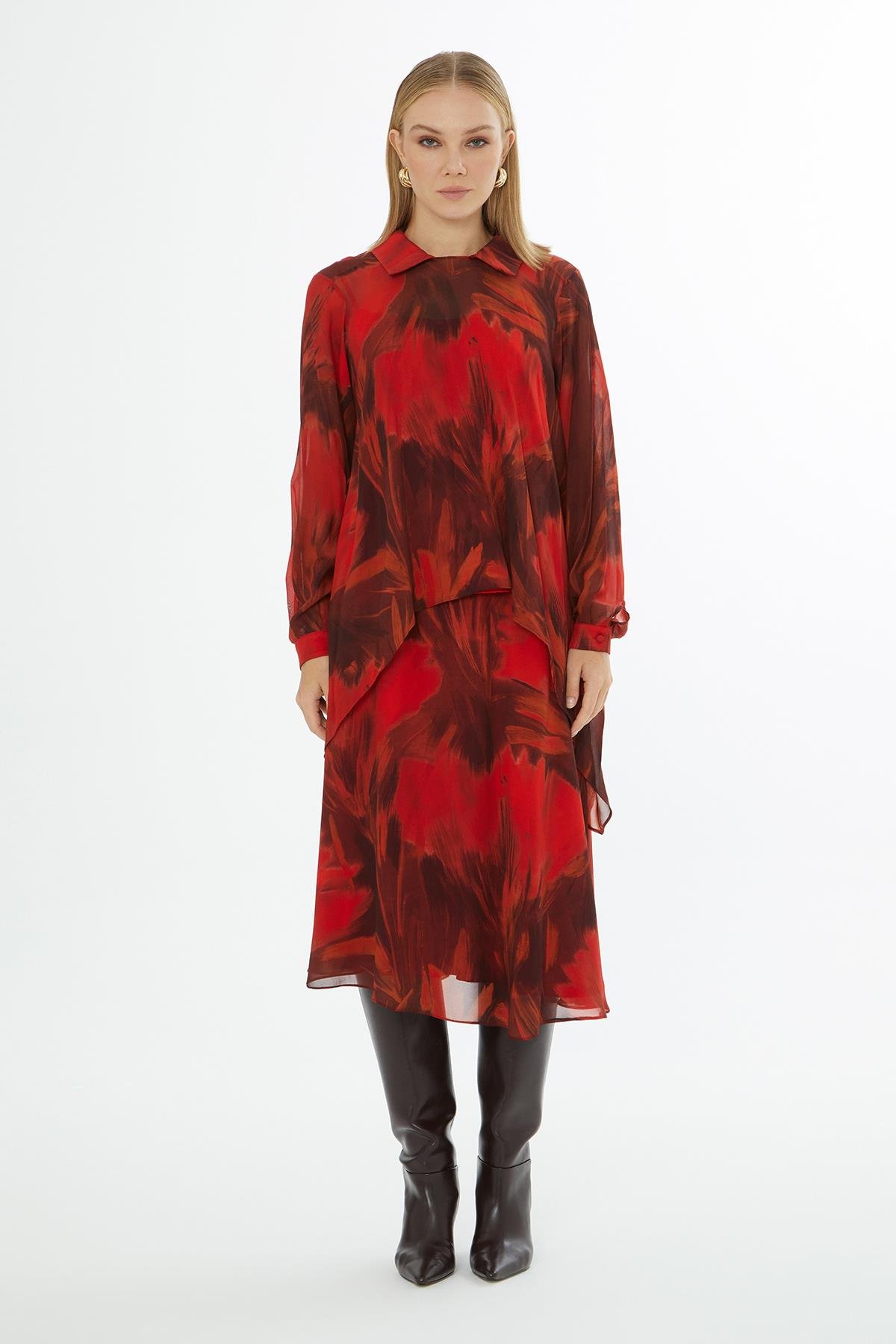 Kırmızı Siyah Geçişli Katlı Bluz