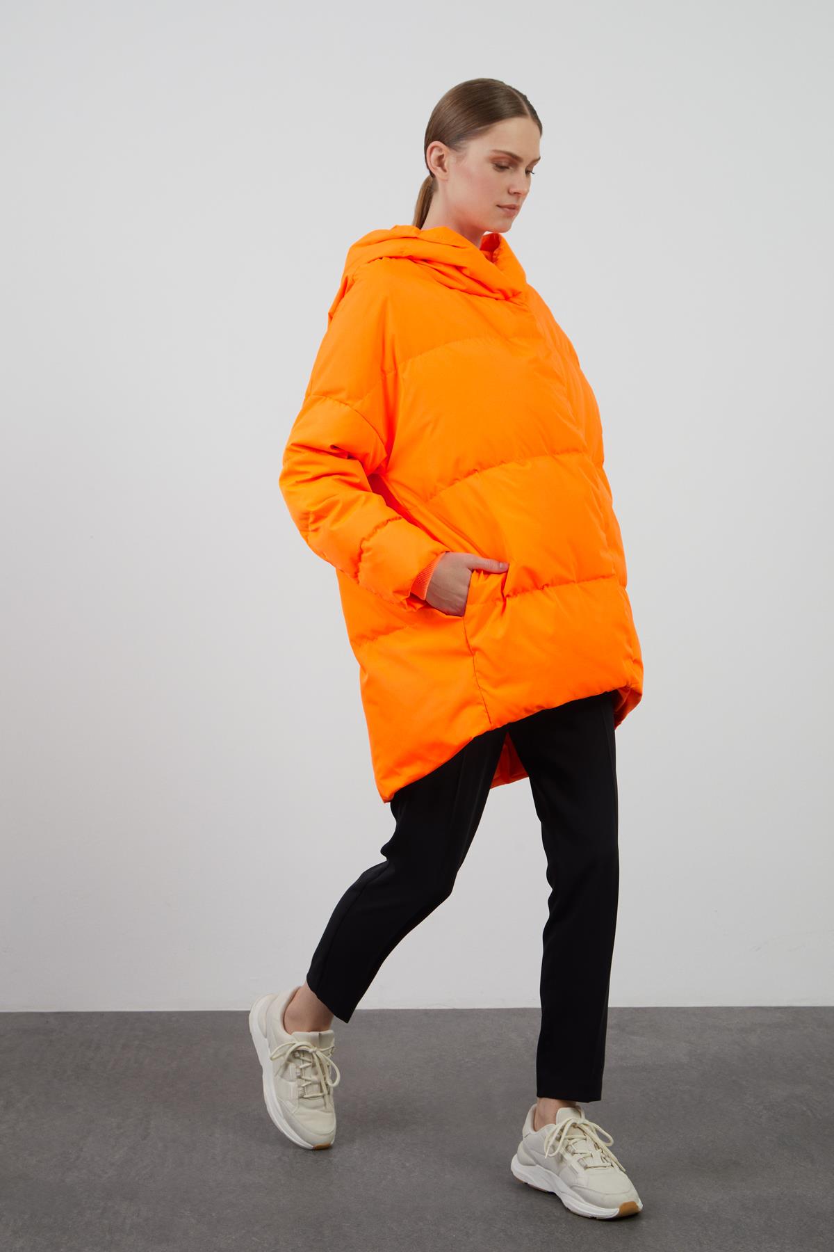 Kruvaze Kapama Oversıze Turuncu Şişme Mont