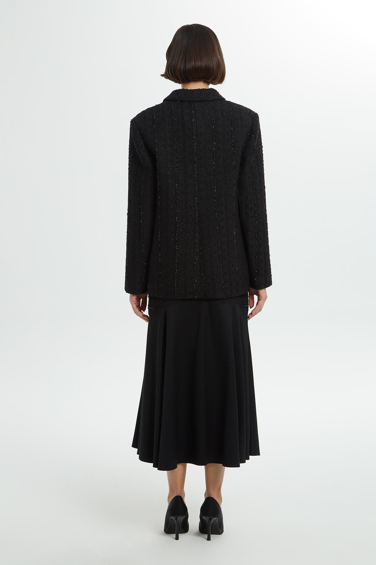 Kruvaze Yakalı Siyah Ceket