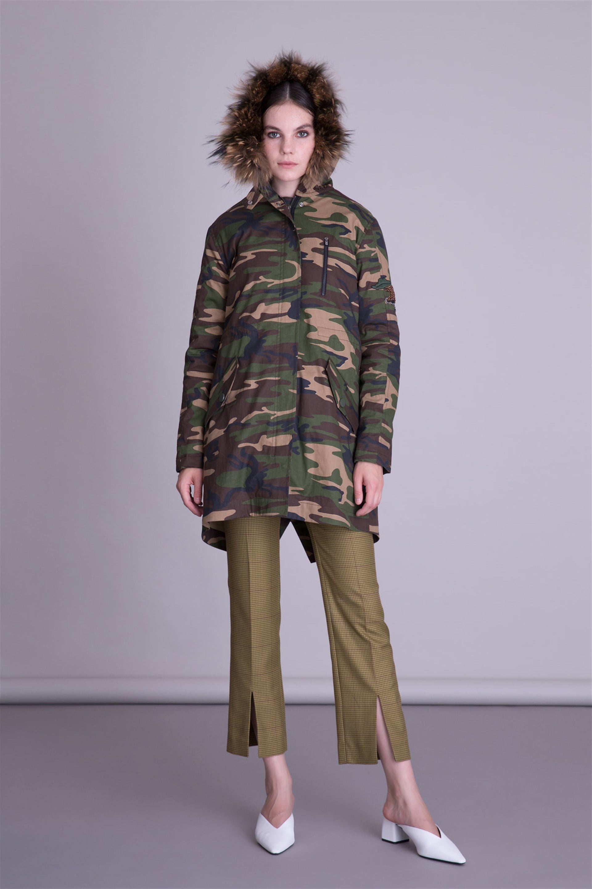 Fur Detailed Camouflage Patterned Hooded Coat