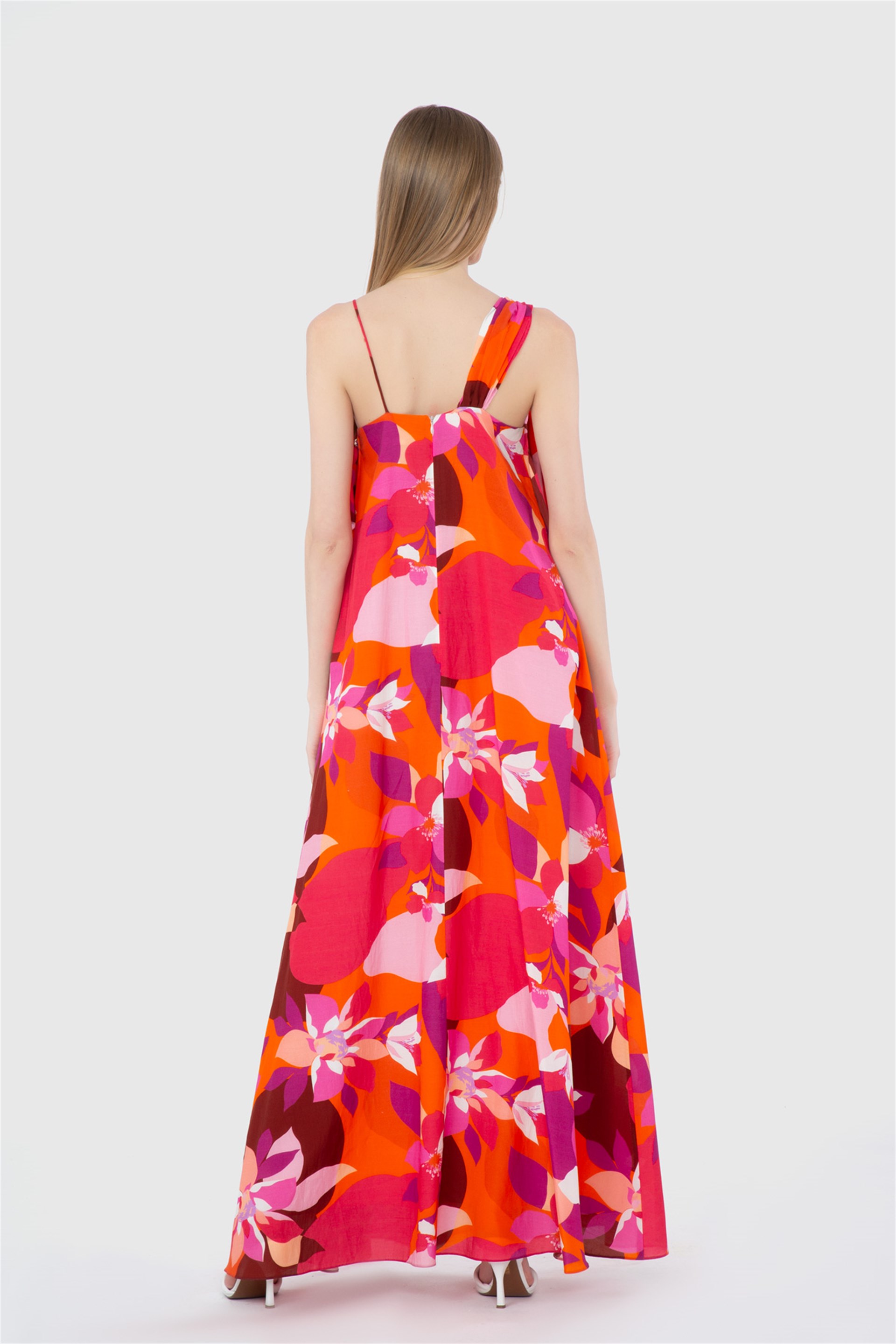 M5F077 GIZIA ELBISE