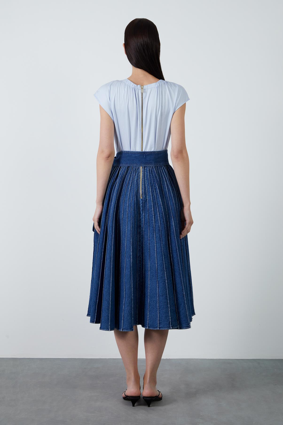 M5J001 GIZIA ELBISE