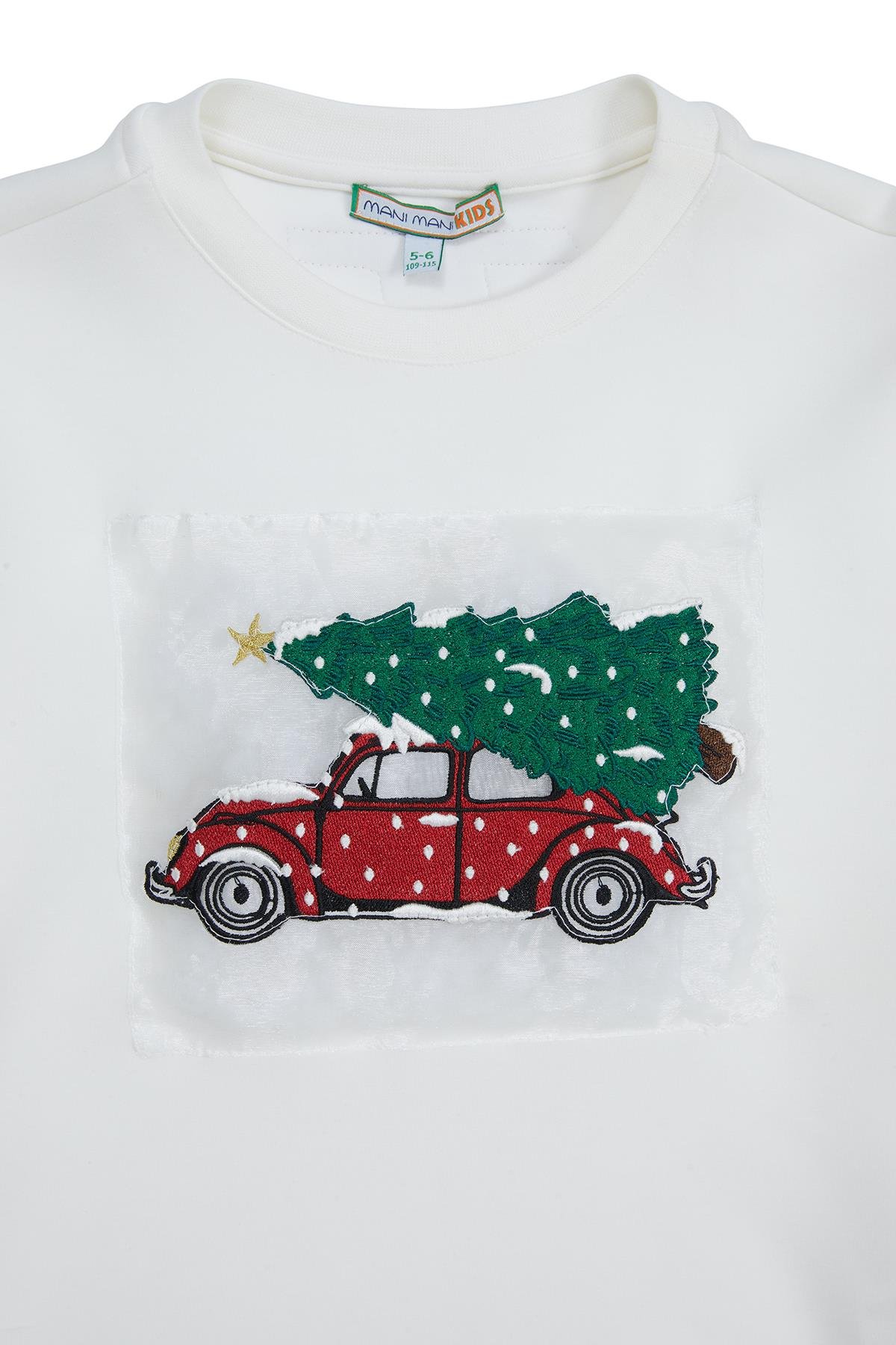 White Sweatshirt with 'Mani Mani Kids' and Car Embroidery Details