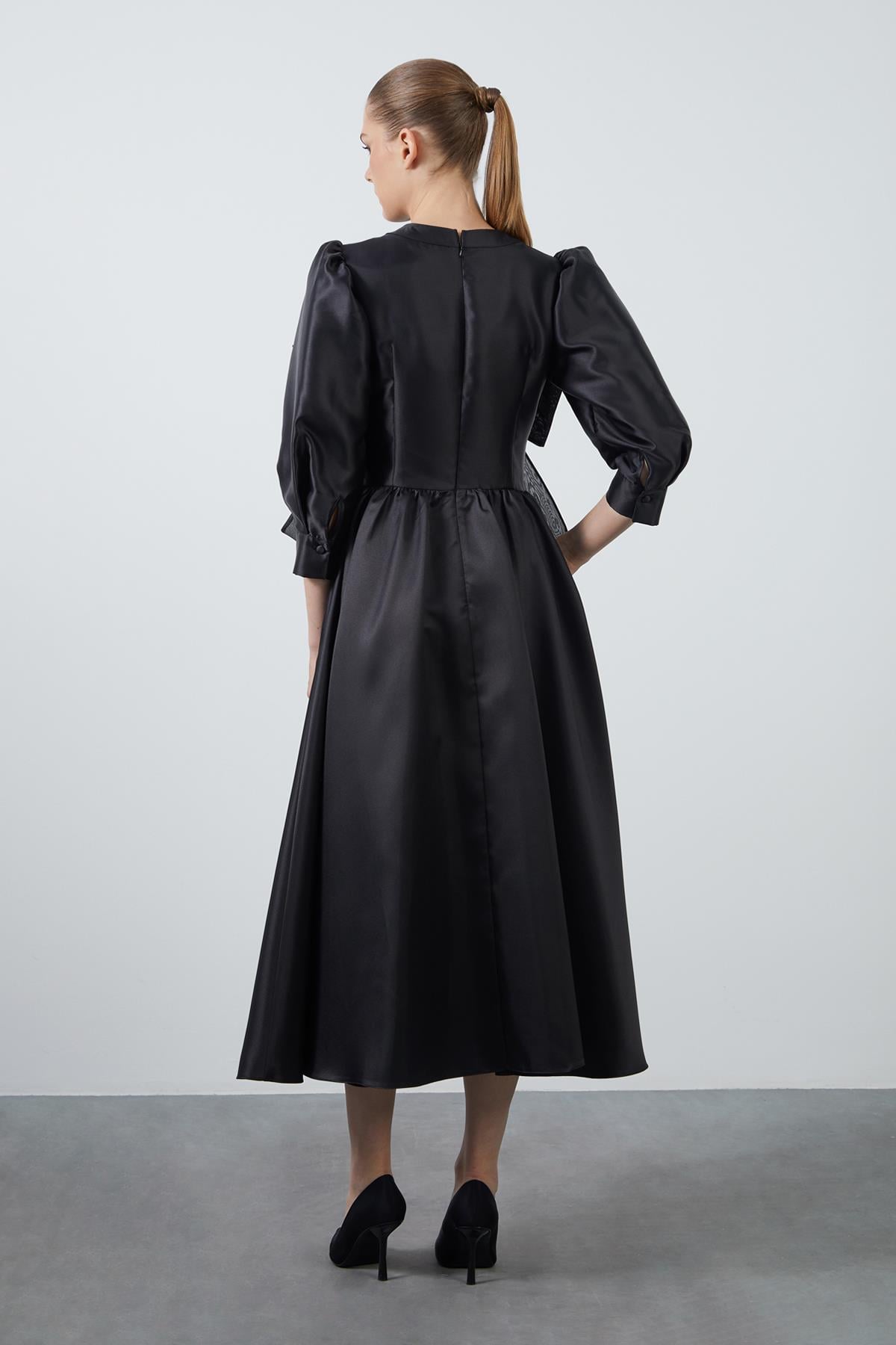 Midi-Length Black Dress with Ribbon Detail