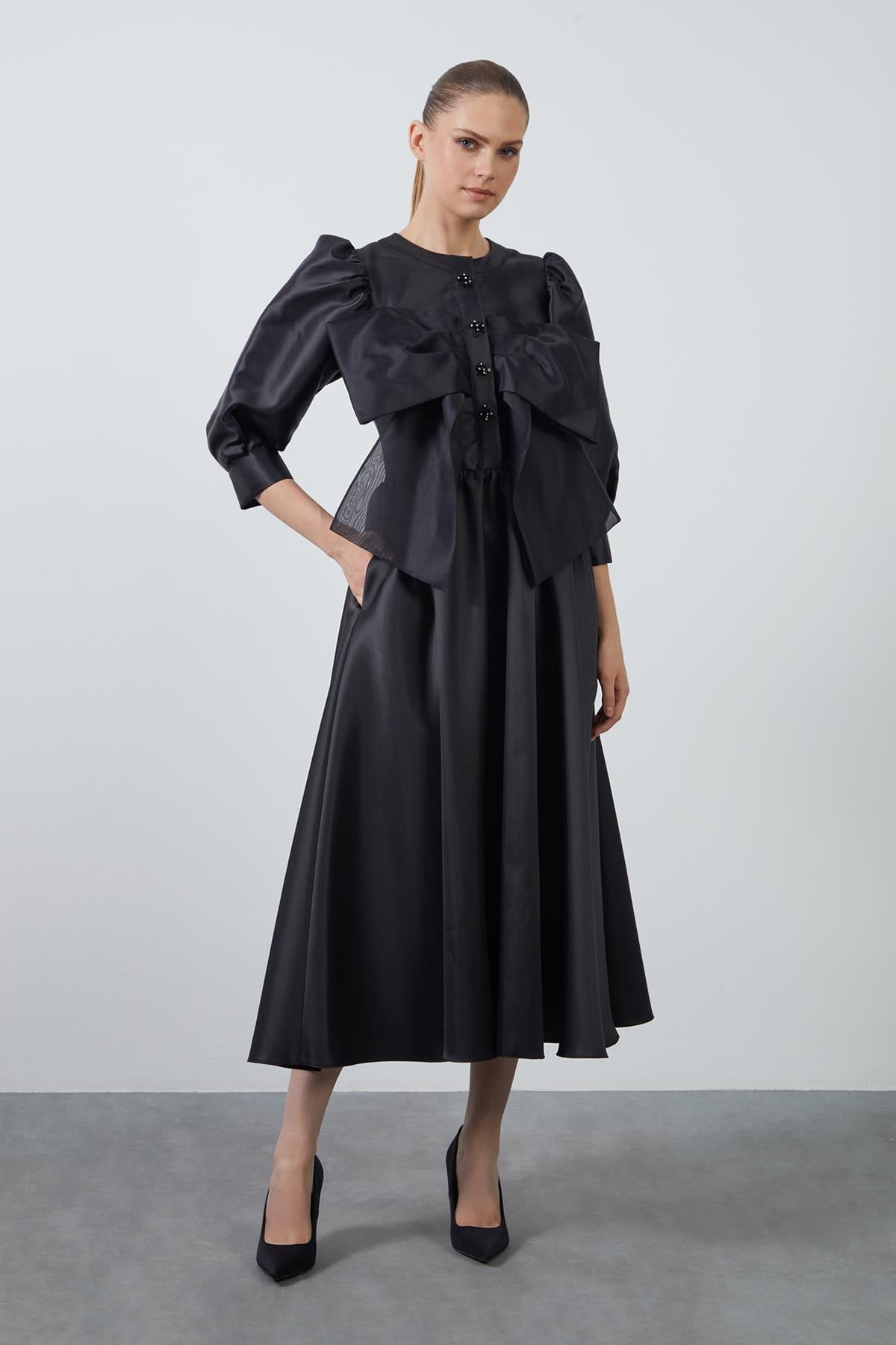 Midi-Length Black Dress with Ribbon Detail