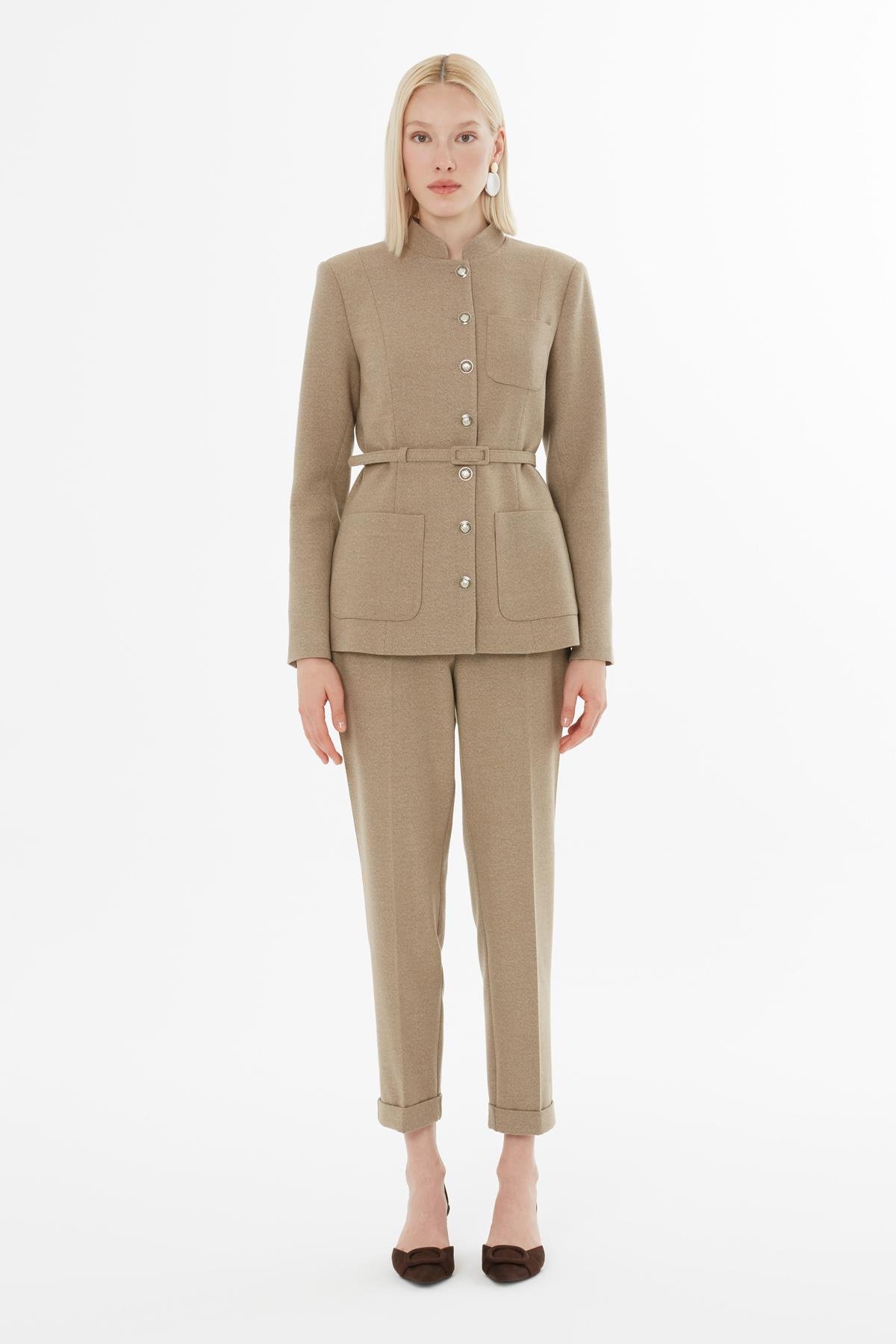 Mono Kapama Cepli Ceket Ve Vizon Havuç Pantolon