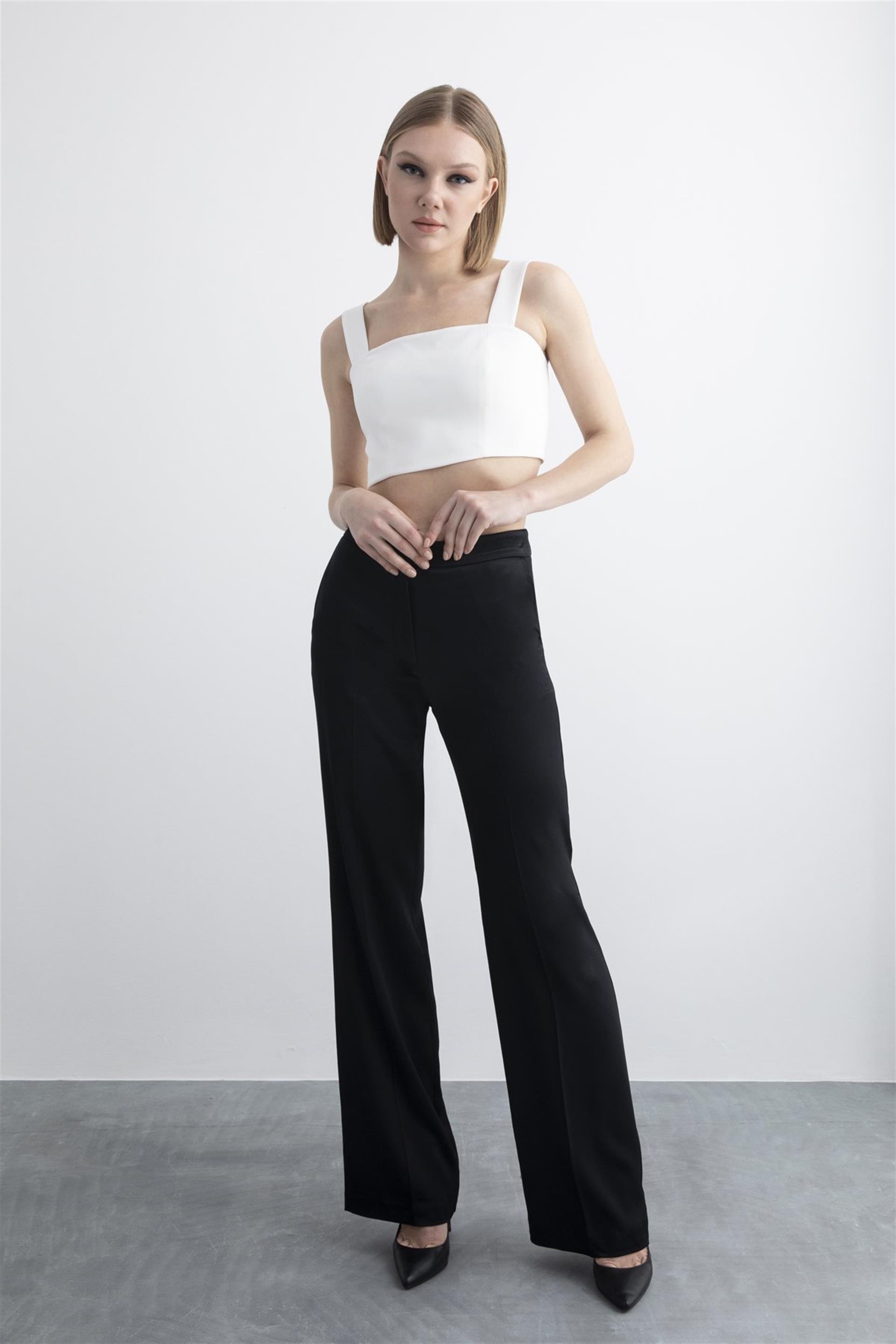 Black Crop Top With Thick Straps