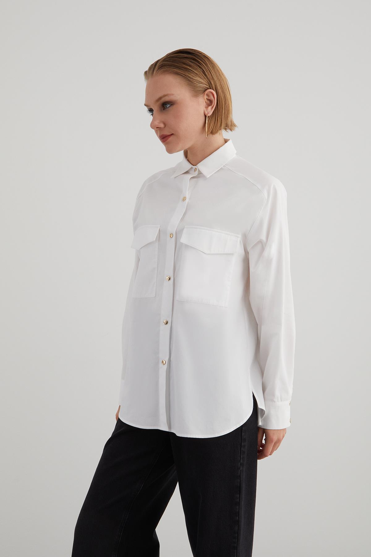 Oversize White Shirt with Large Pockets