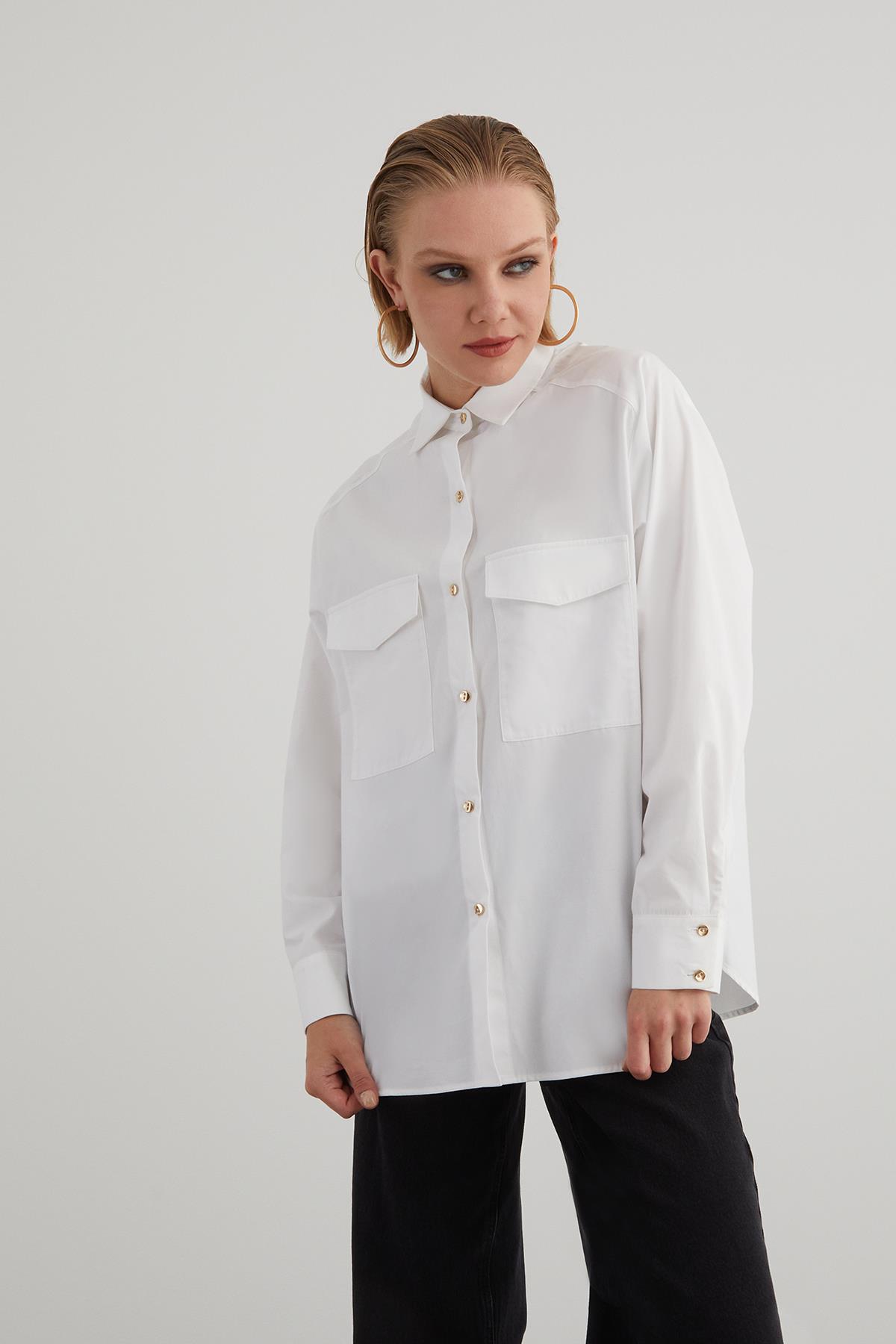Oversize White Shirt with Large Pockets