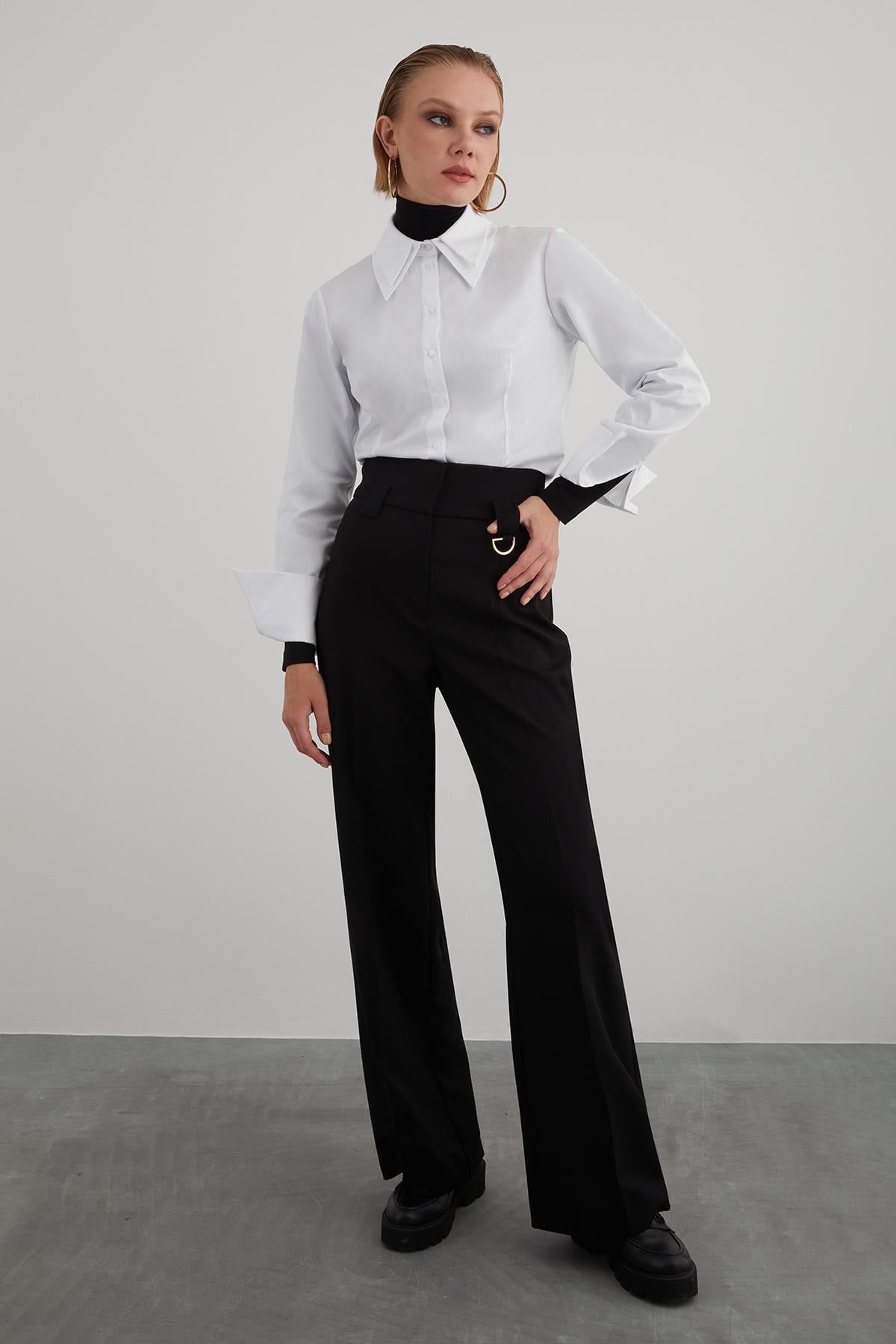 Double-Layered Collar Detail Triangular-Cuffed Fitted Stretch Cotton Poplin Shirt