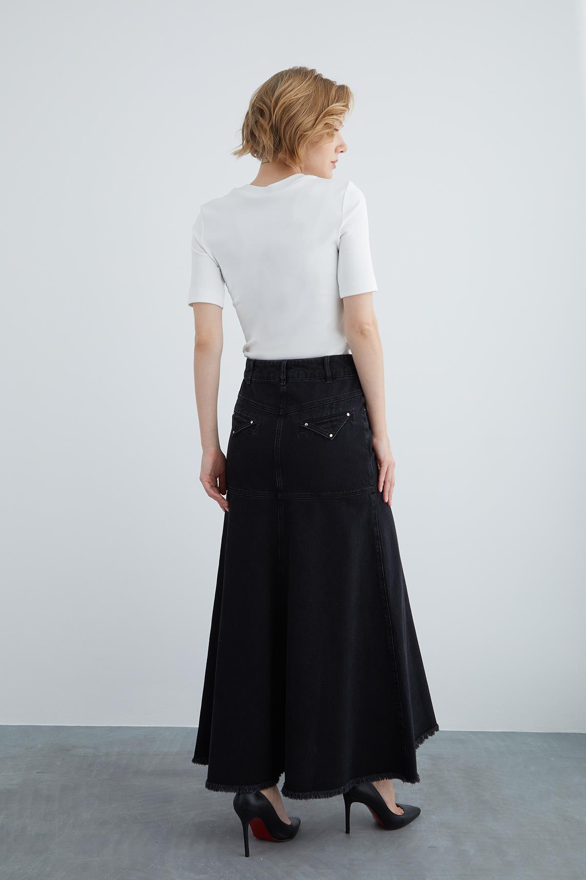 Triangle Pocket Ankle-Length Black Denim Skirt