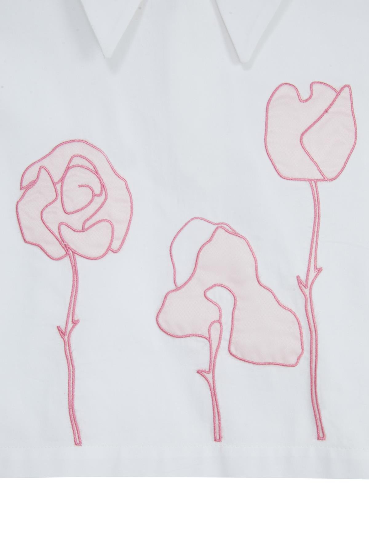 Nakışlı Kısa Kollu Mavi Gömlek