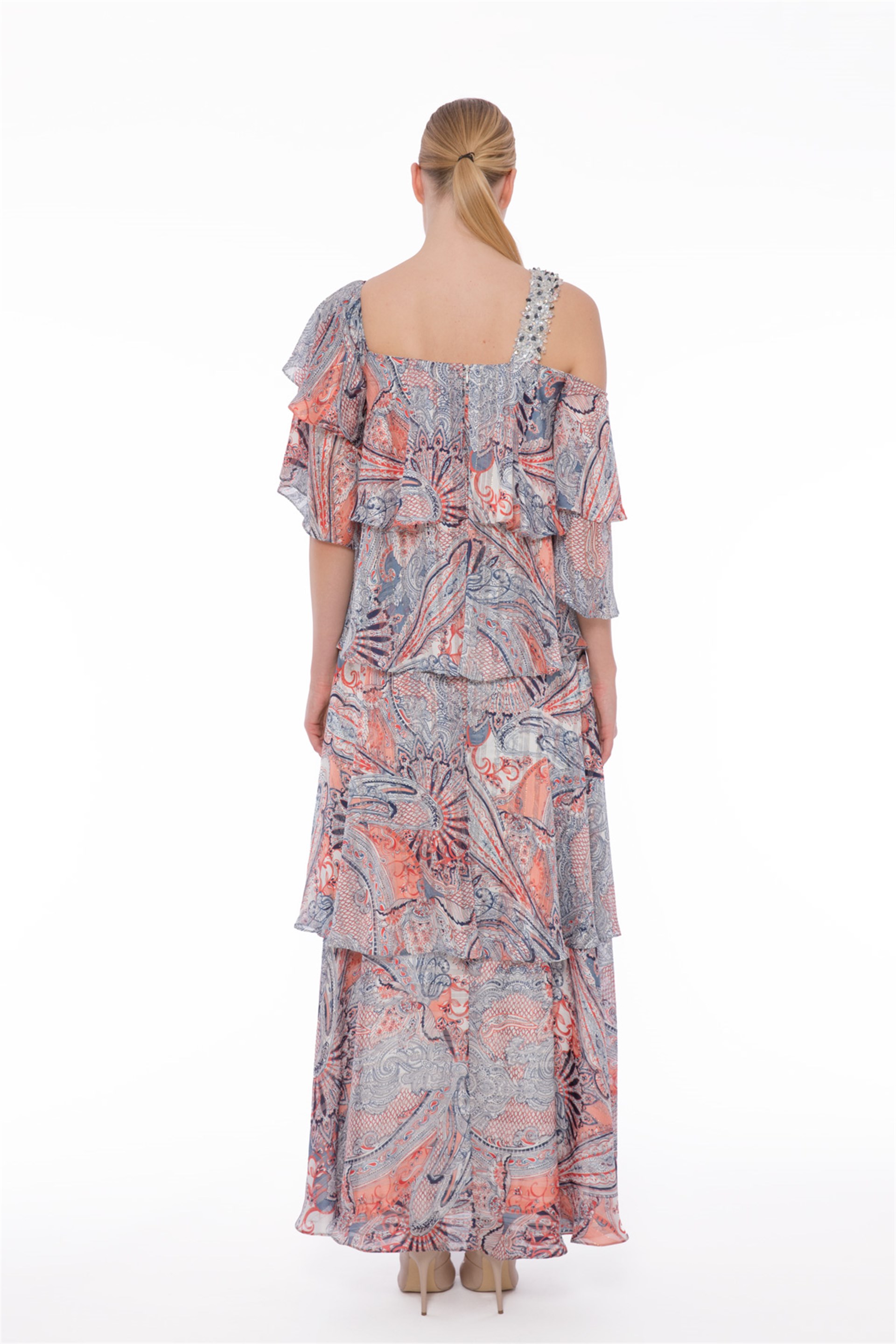Omuz Askısı İşlemeli Off Shoulder Katlı Desenli Kırmızı Şifon Elbise