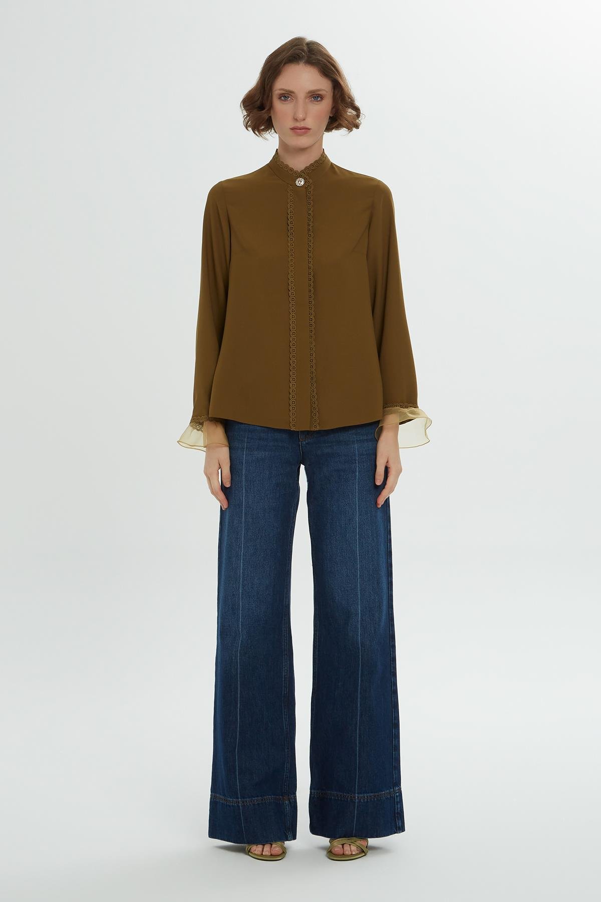 Ön Pat Dantel Detaylı Kol Ucu Şifon Yeşil Gömlek