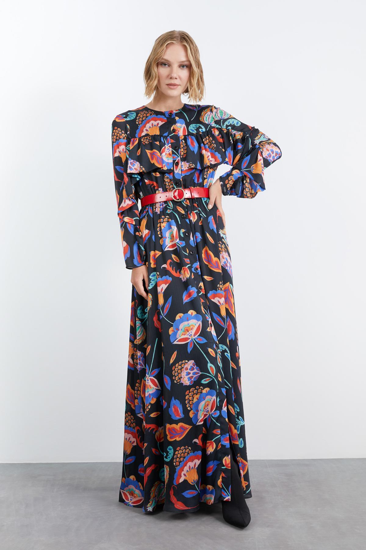 Önü Ve Kolları Fırfır Detaylı Desenli Siyah Uzun Elbise