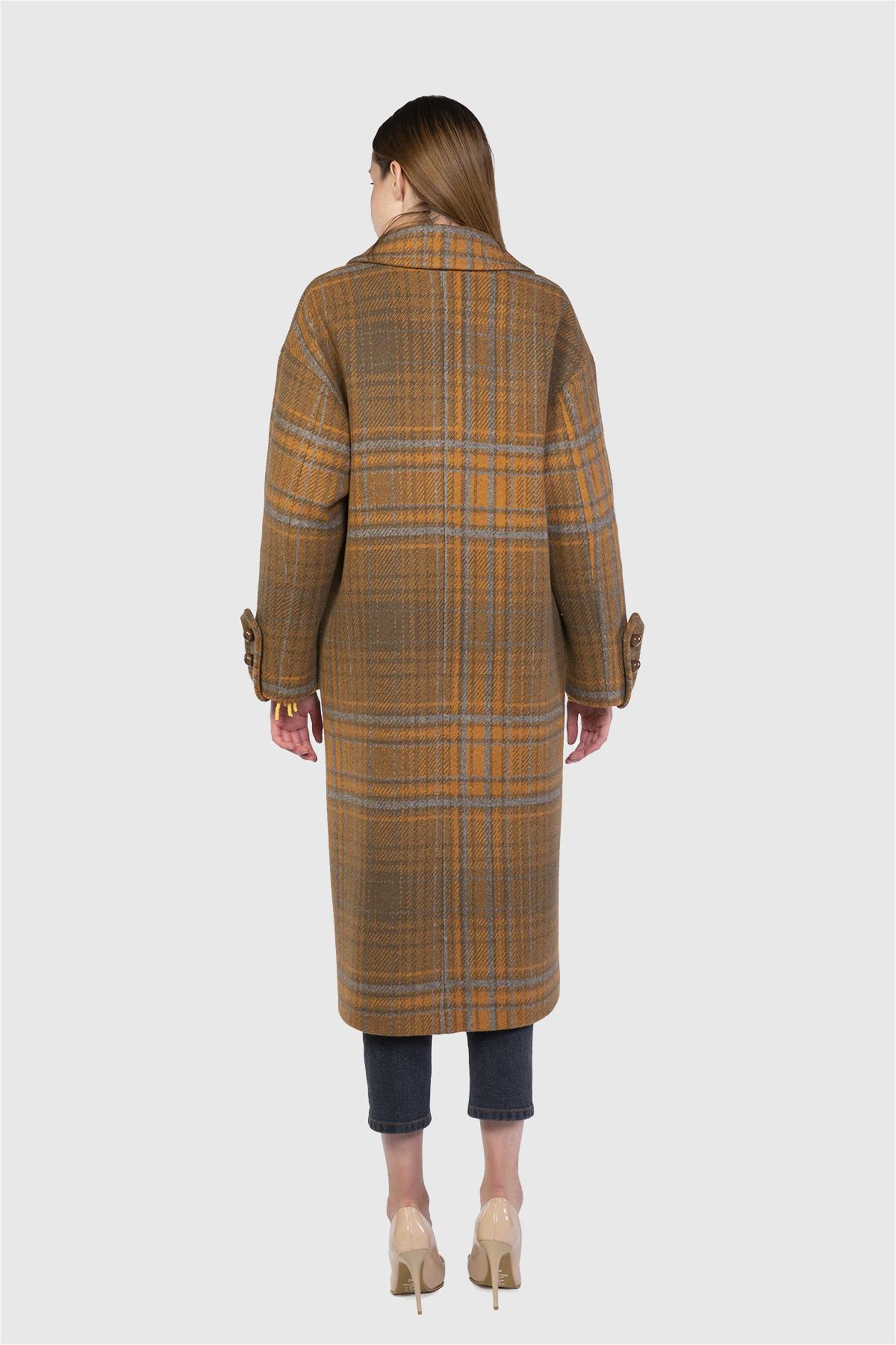 Oversize Düğme Detaylı Kahve Kaban