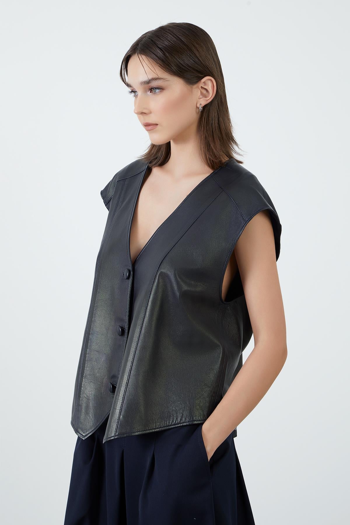 Oversize Lacivert Deri Yelek
