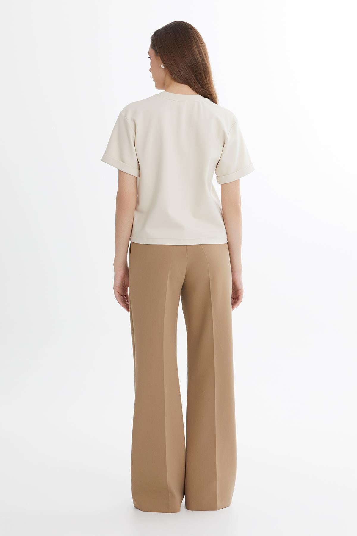 Oversize Taş İşlemeli Kısa Kollu T-Shirt