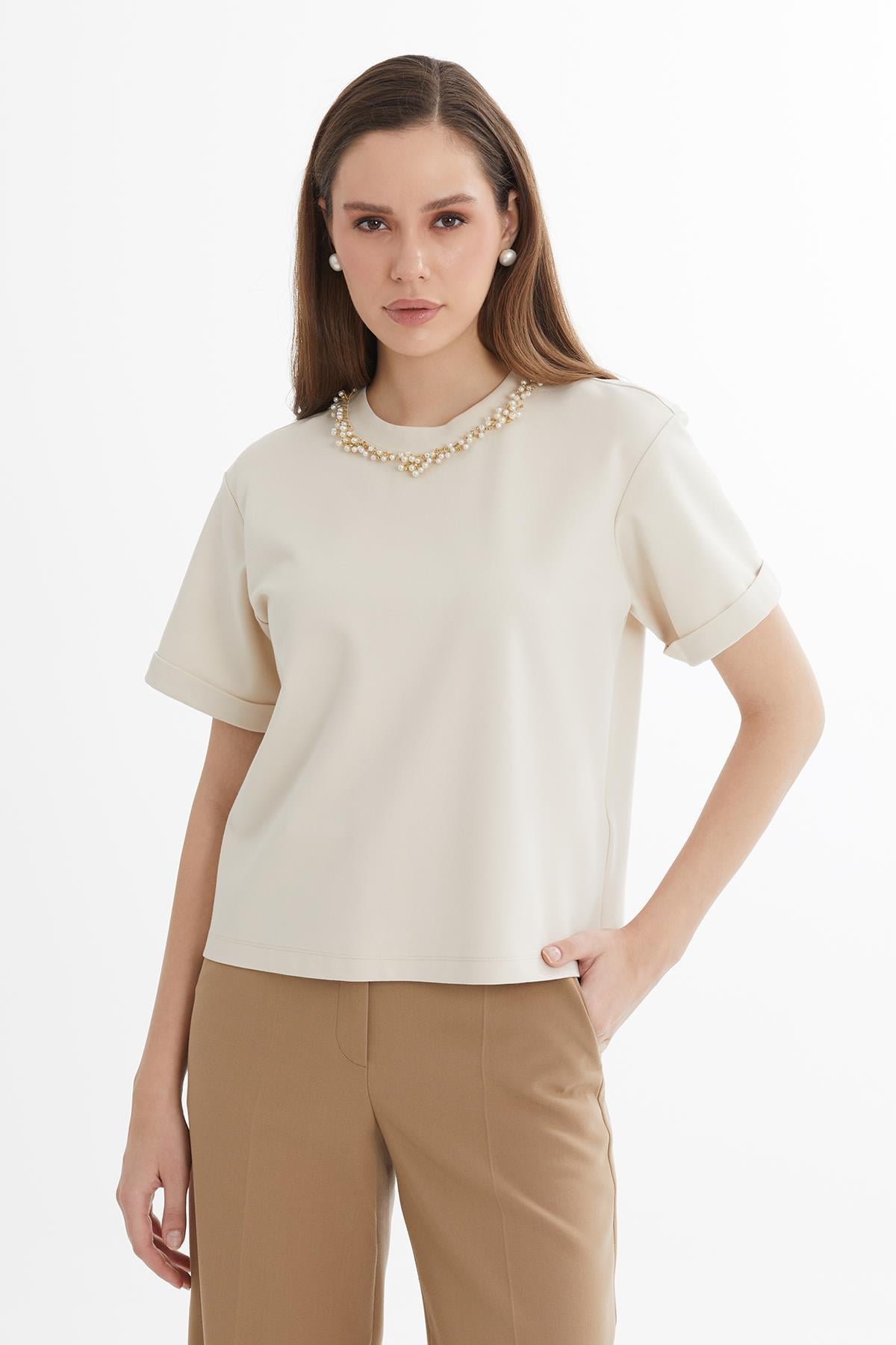 Oversize Taş İşlemeli Kısa Kollu T-Shirt