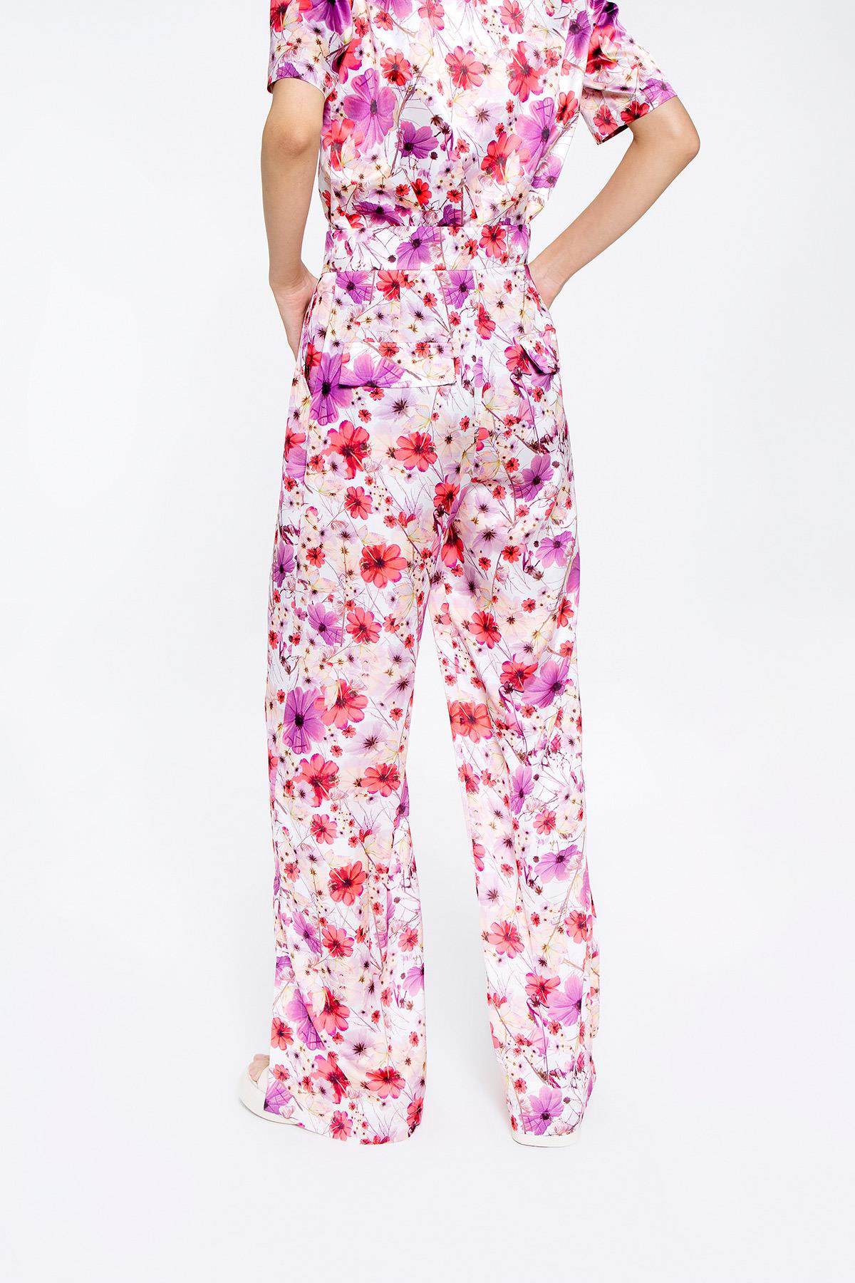 Paça Yırtmaçlı Özel Çiçek Desenli Bol Paça Pembe Pantolon