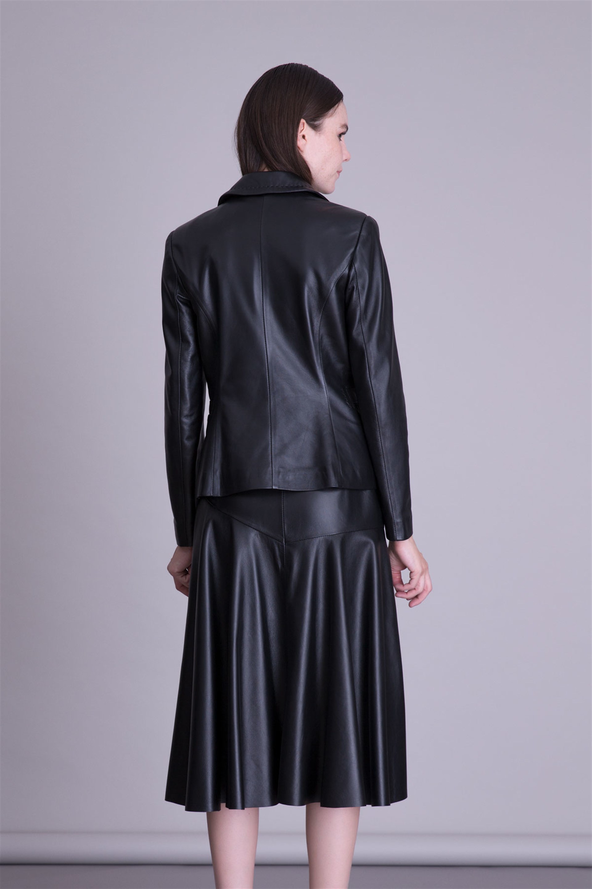 Pleat Detailed Black Midi Leather Skirt
