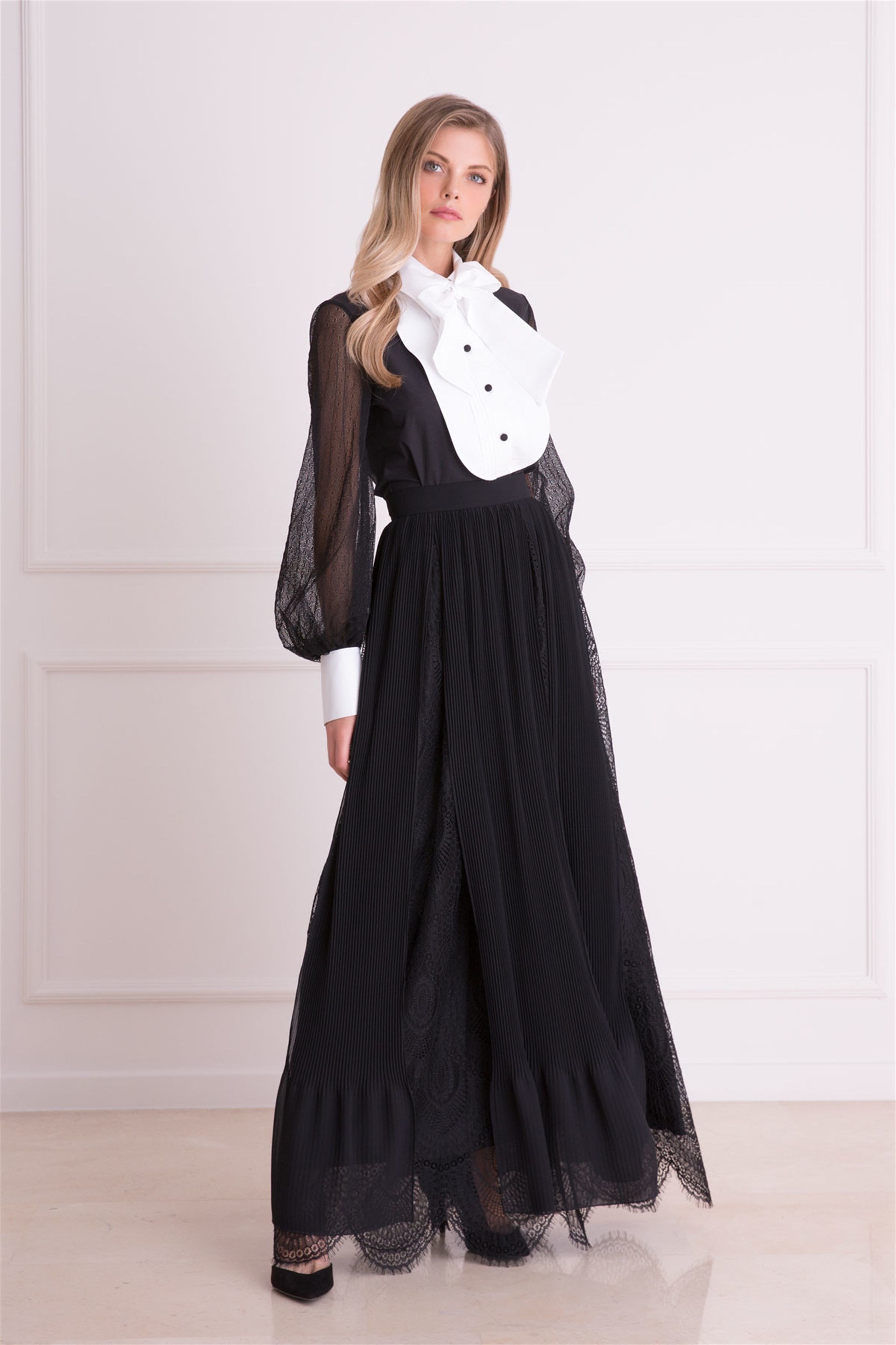 Pileli Kırmızı Güpür Uzun Etek