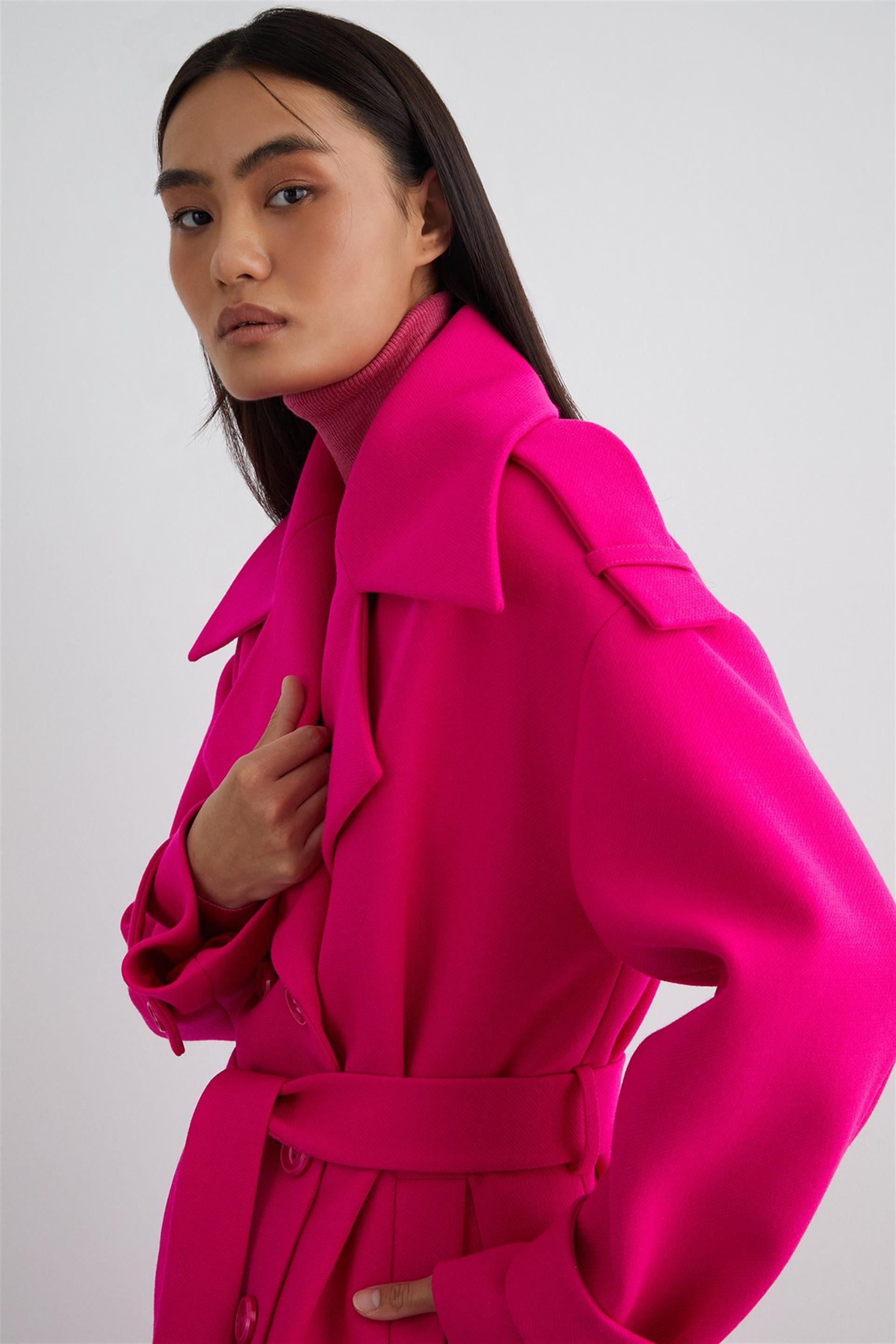 Kruvaze  Kapama Apolet Detay Kuşaklı Siyah Kaban