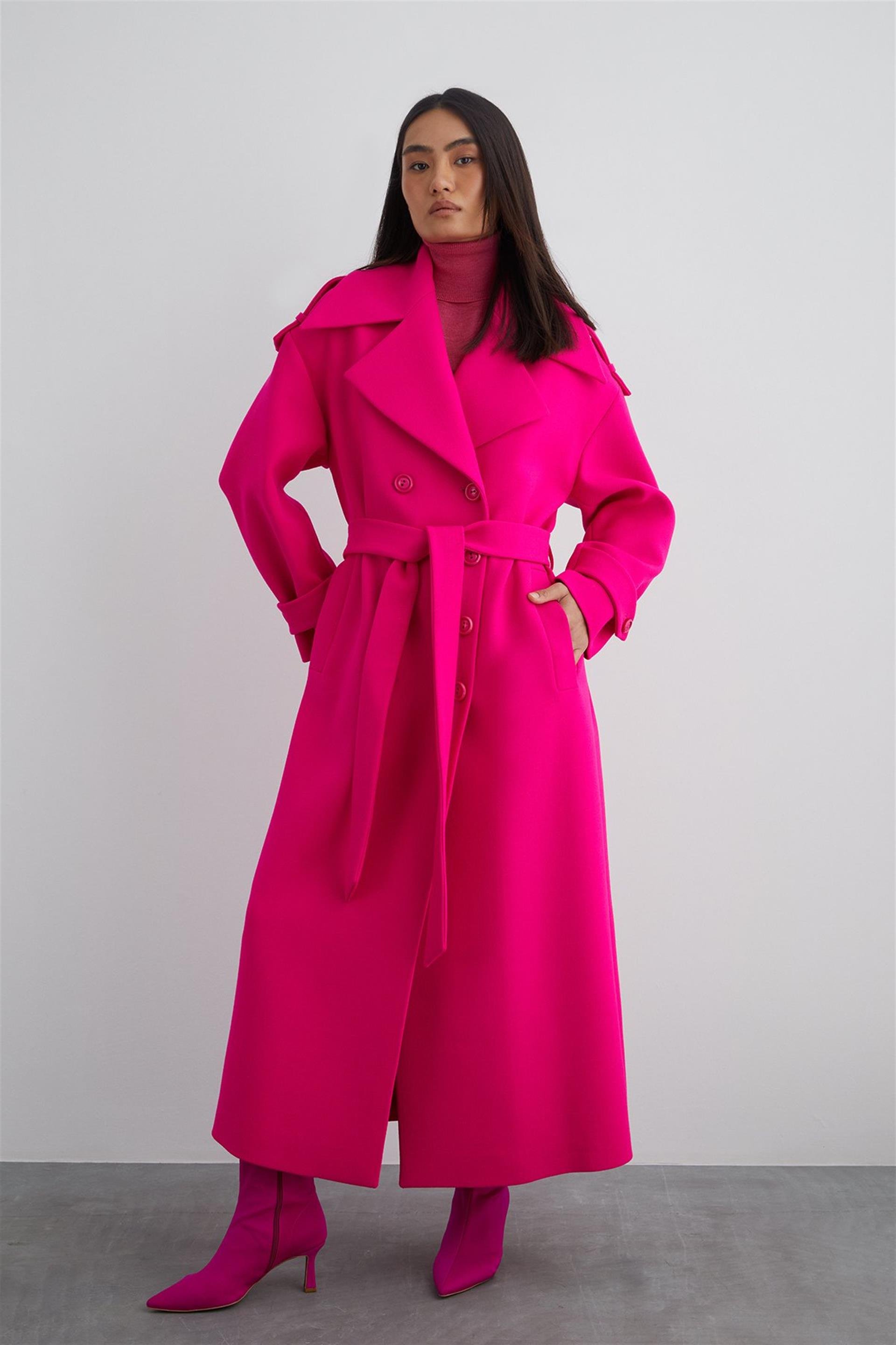 Kruvaze  Kapama Apolet Detay Kuşaklı Siyah Kaban