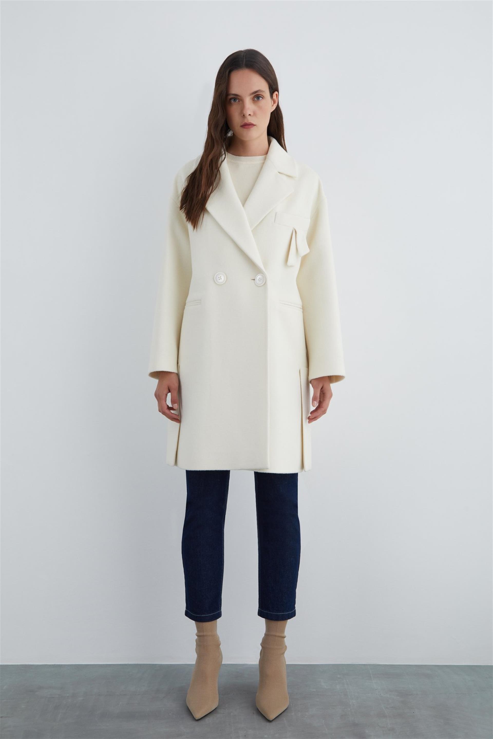 Cep Altı Model Detaylı Uzun Ekru Kaban