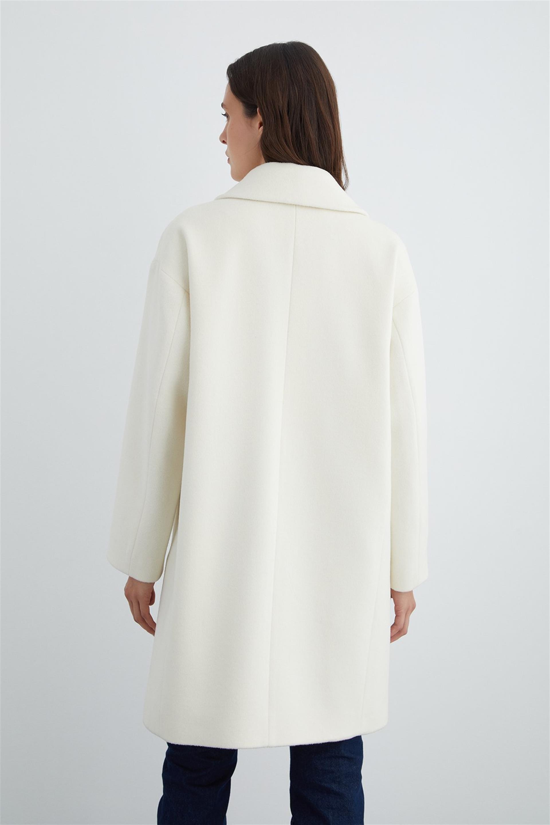 Cep Altı Model Detaylı Uzun Ekru Kaban