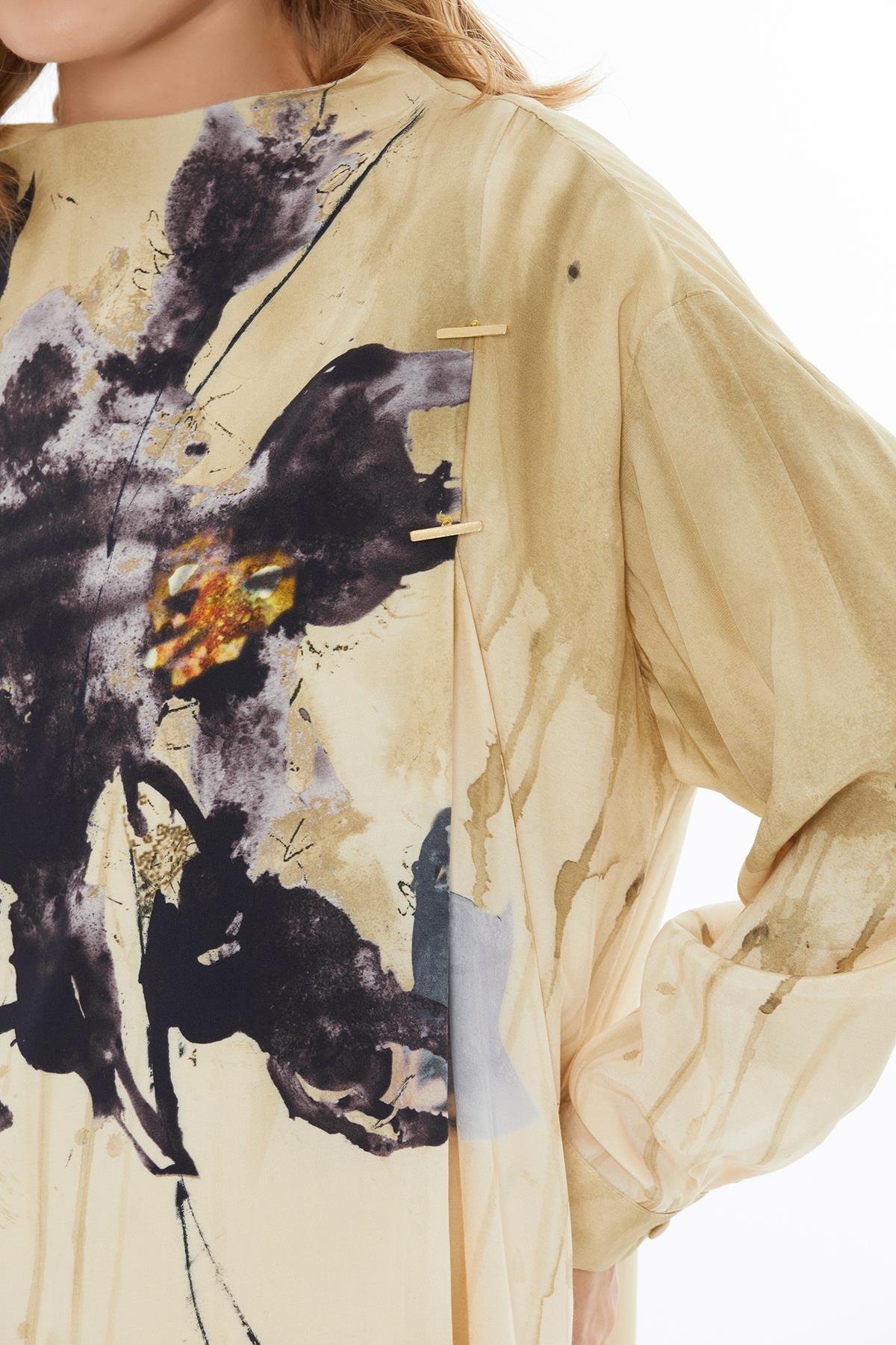 Rahat Kesim Desenli Kadın Gömlek