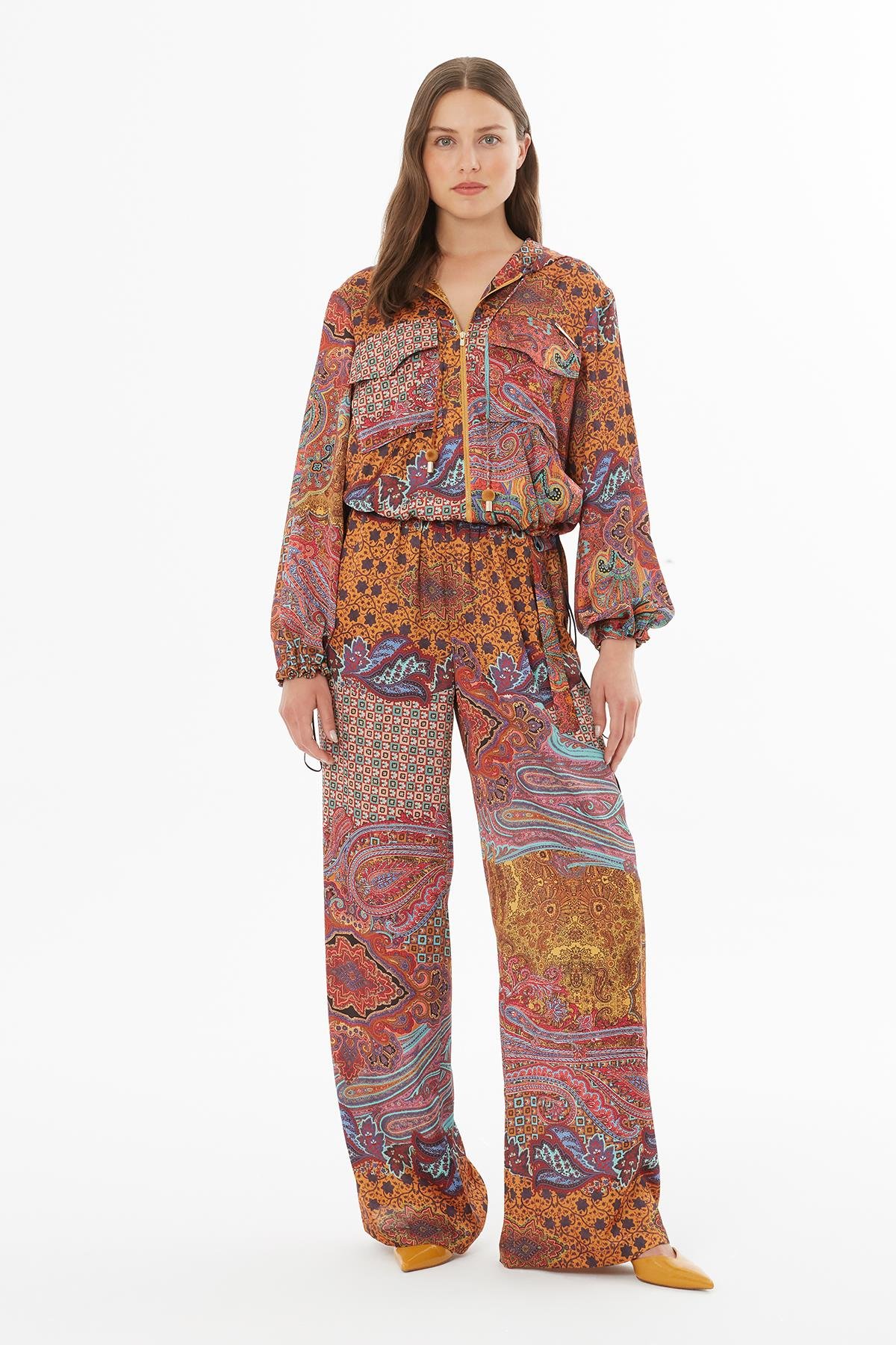 Colorful Patterned Hooded Top with Drawstring