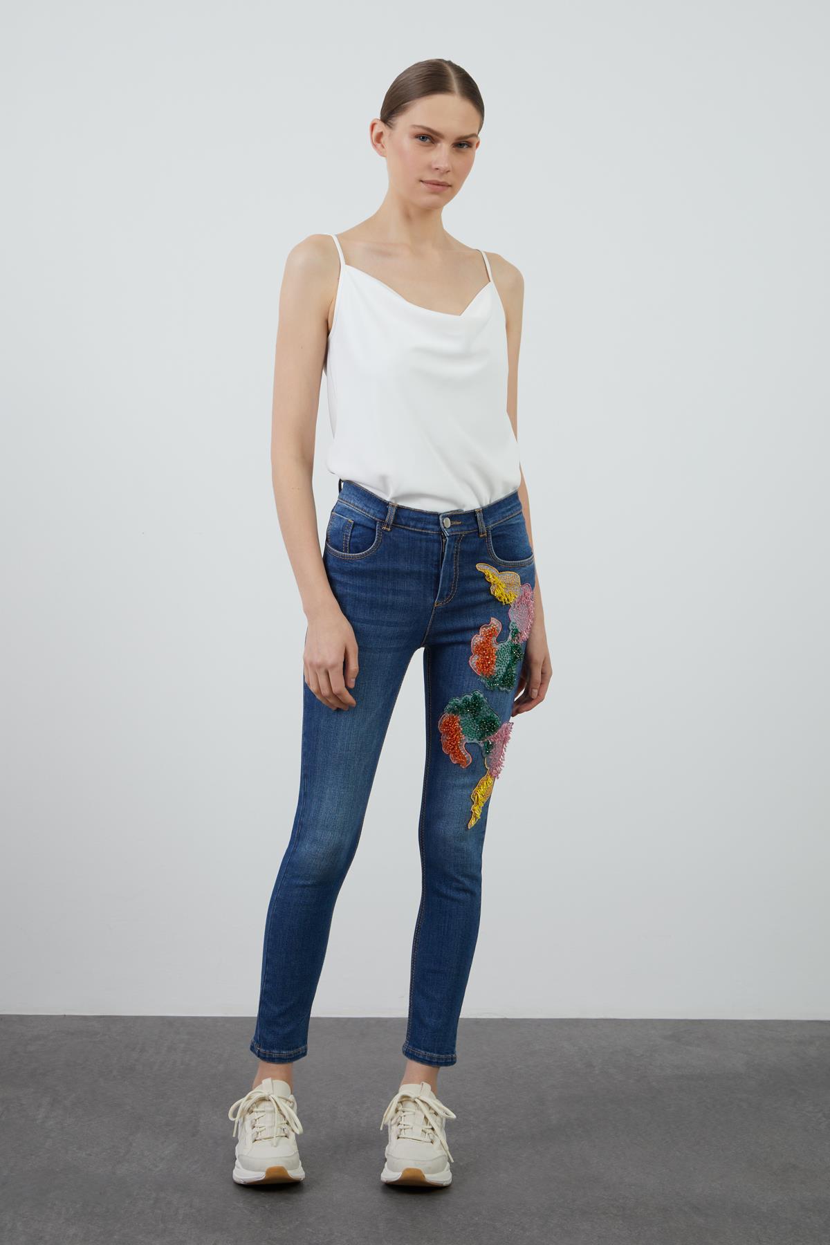 Renkli İşleme Detaylı Skiny Jean