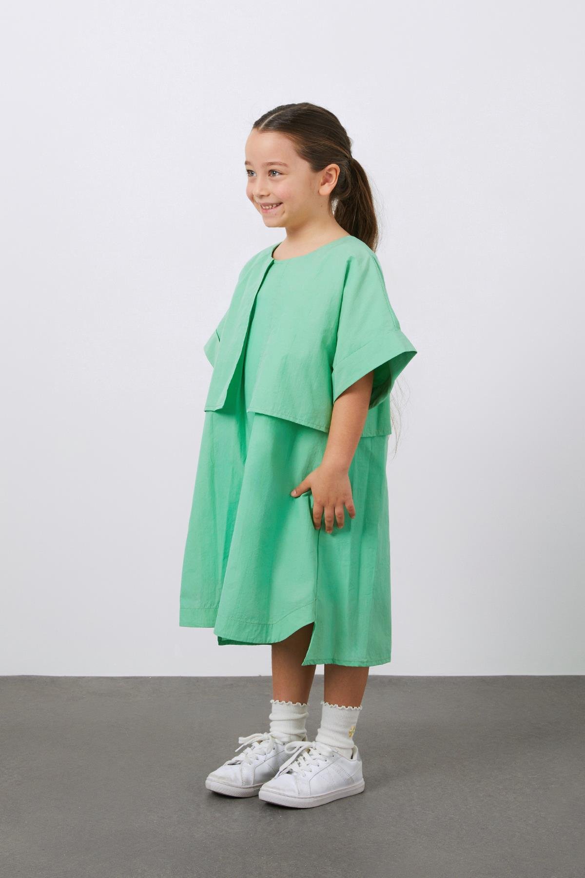 Rüzgarlık Esprili Mint Rengi Kısa Kollu Kız Çocuk Koton Elbise